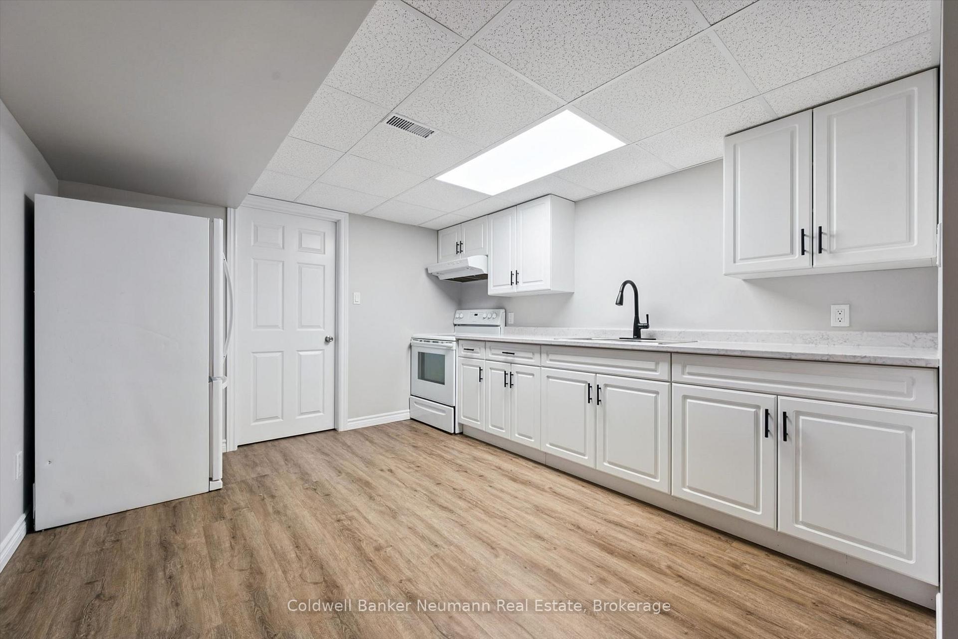 Photo 34 of 22 Carter Drive, Guelph, Grange Road — HOMEH
