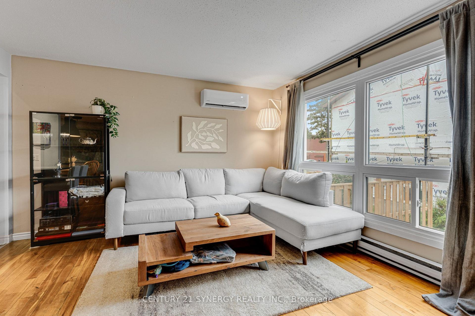 Photo 9 of 19 A Banner Road, Ottawa, Sheahan Estates/Trend Village — HOMEH