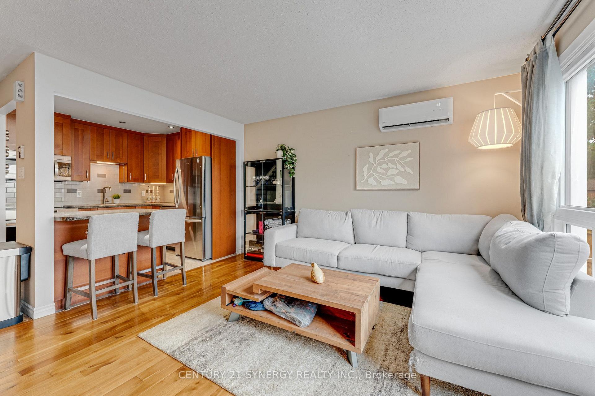 Photo 10 of 19 A Banner Road, Ottawa, Sheahan Estates/Trend Village — HOMEH