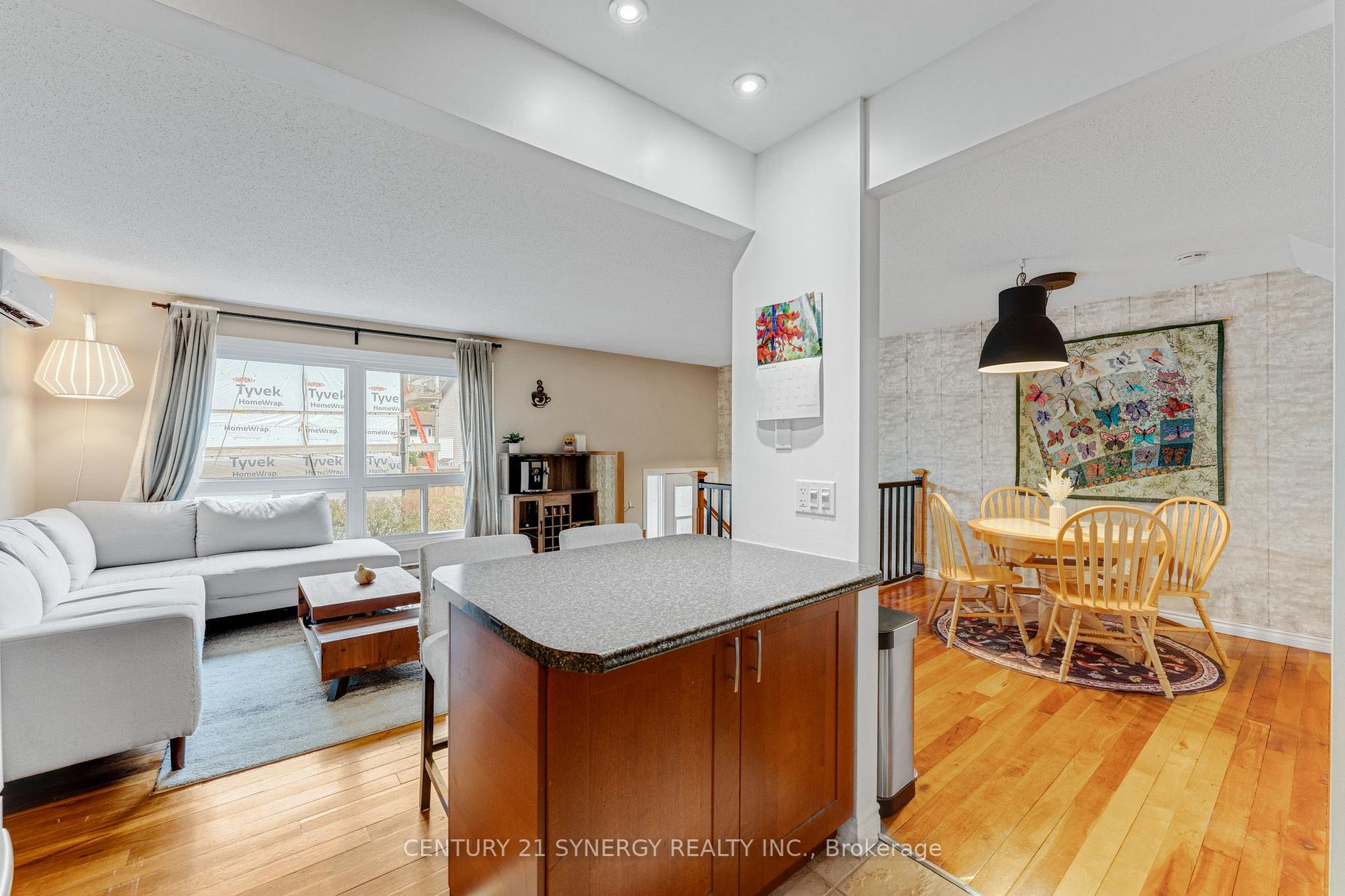 Photo 14 of 19 A Banner Road, Ottawa, Sheahan Estates/Trend Village — HOMEH