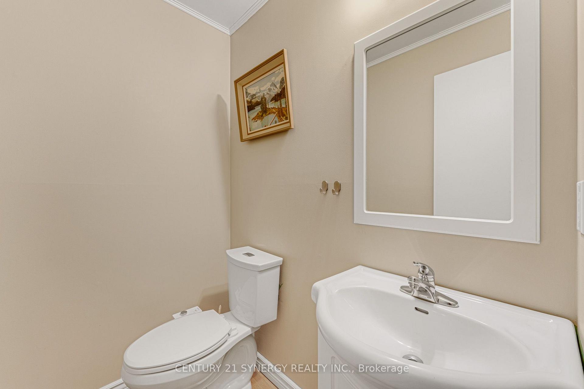 Photo 23 of 19 A Banner Road, Ottawa, Sheahan Estates/Trend Village — HOMEH