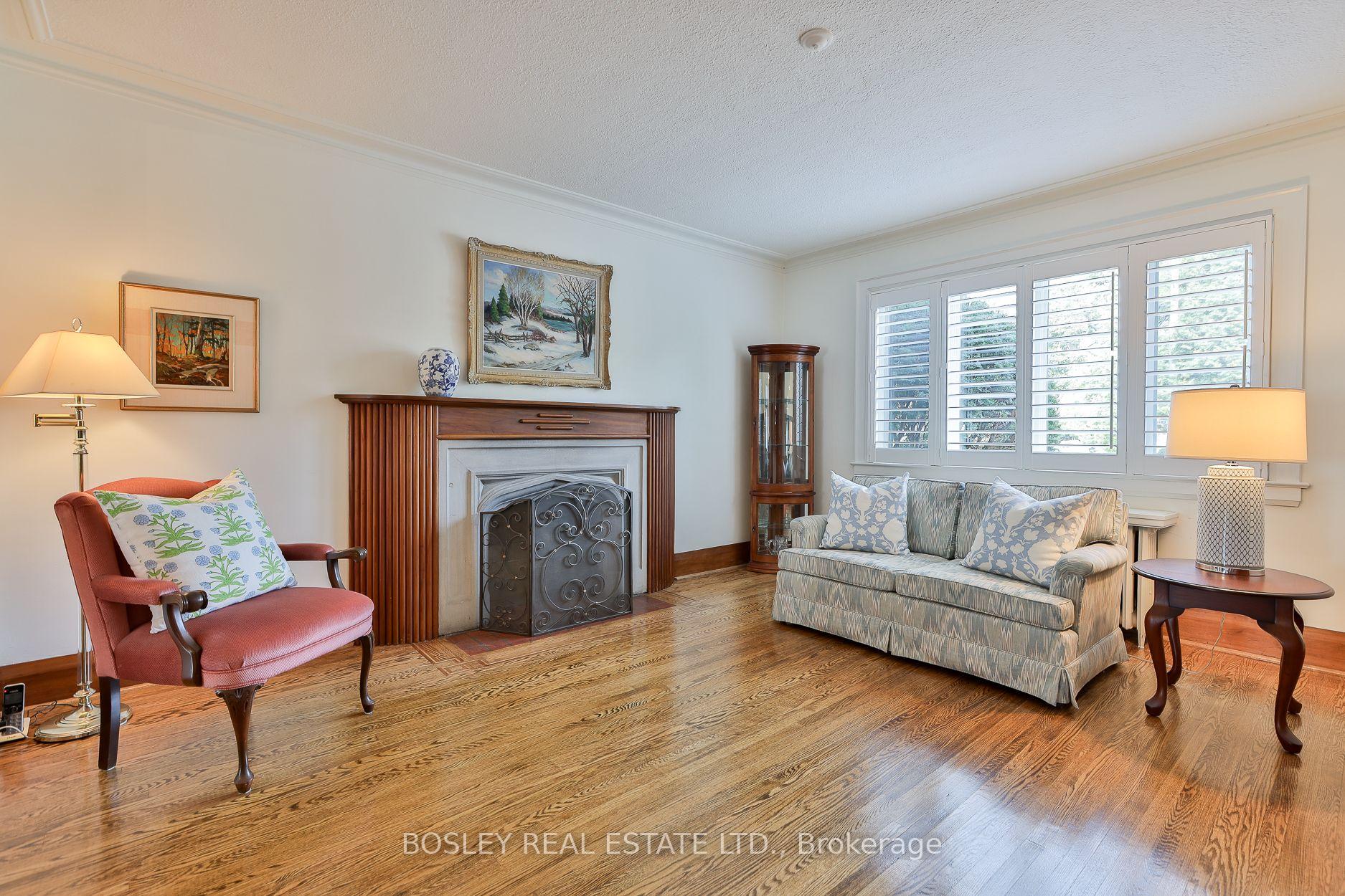 Photo 3 of 41 St Cuthberts Road, Toronto, Leaside — HOMEH