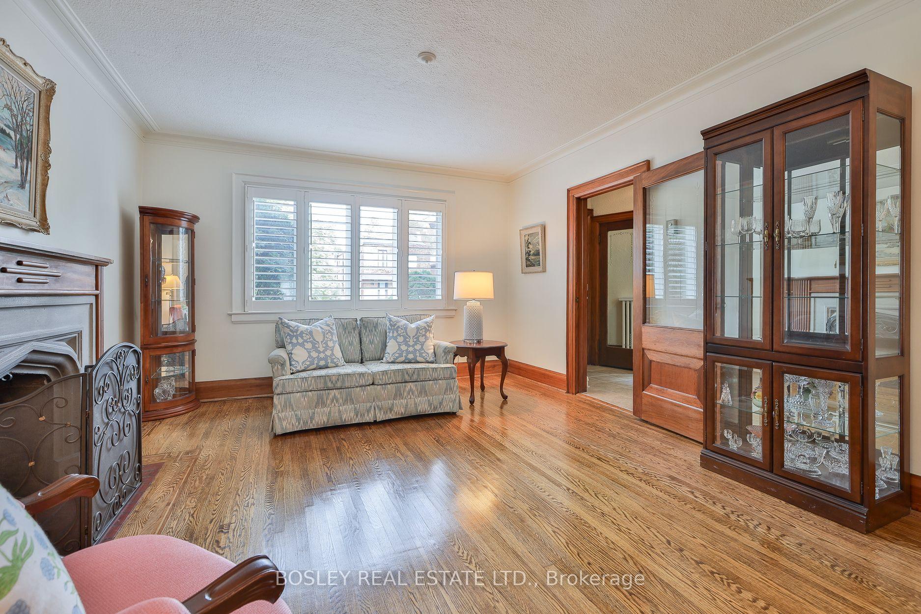 Photo 4 of 41 St Cuthberts Road, Toronto, Leaside — HOMEH