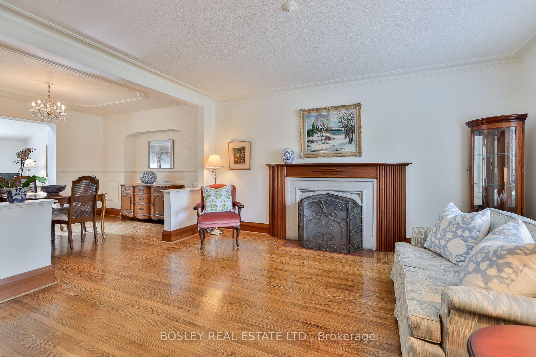 Photo 5 of 41 St Cuthberts Road, Toronto, Leaside — HOMEH