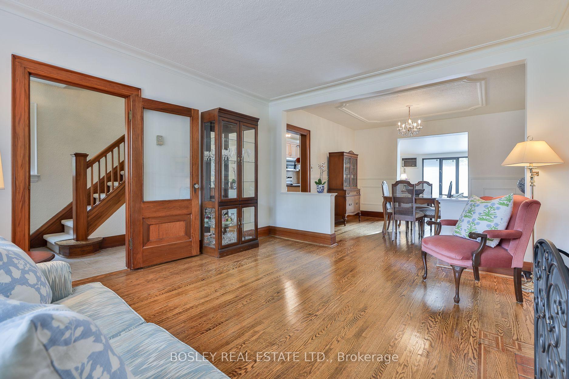 Photo 6 of 41 St Cuthberts Road, Toronto, Leaside — HOMEH