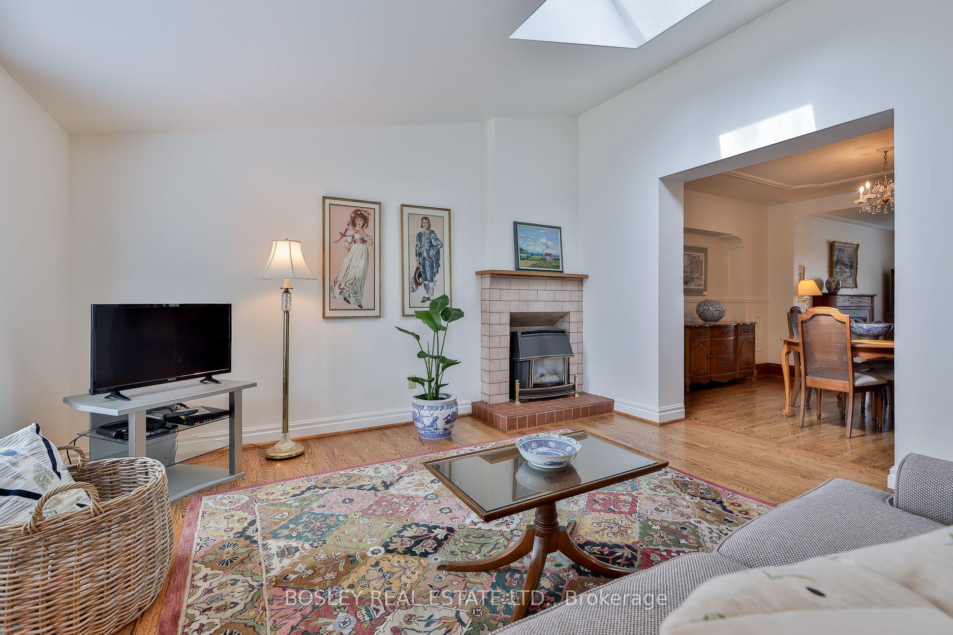 Photo 12 of 41 St Cuthberts Road, Toronto, Leaside — HOMEH
