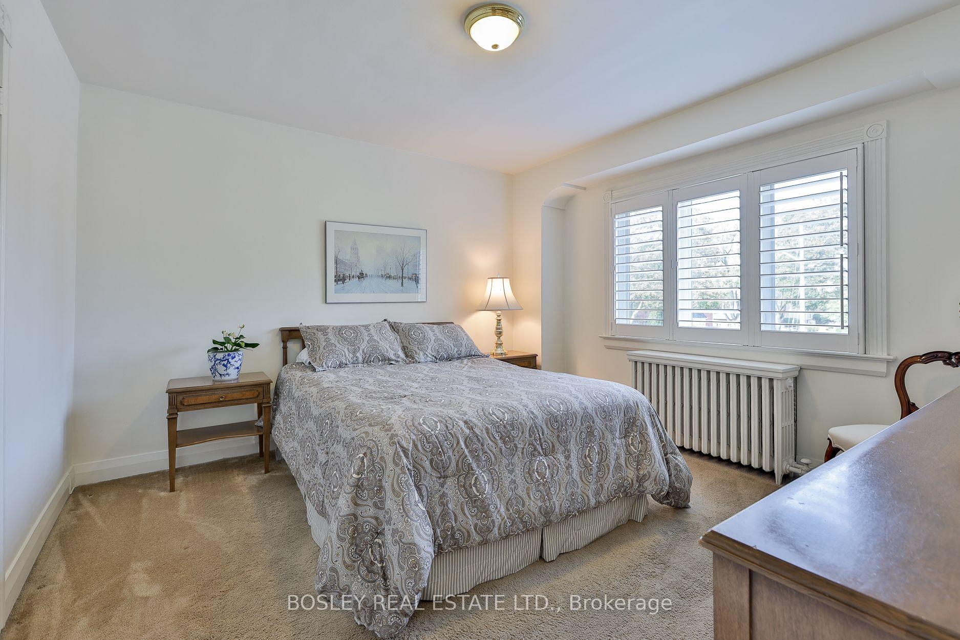 Photo 20 of 41 St Cuthberts Road, Toronto, Leaside — HOMEH