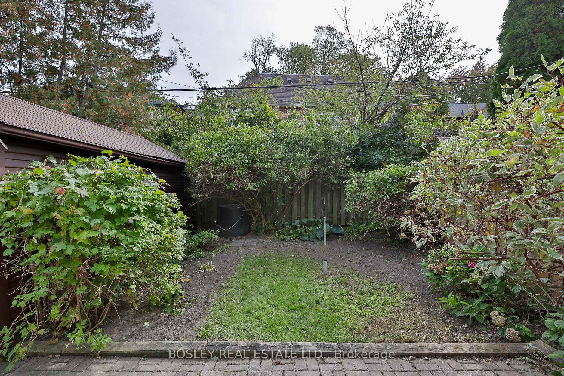 Photo 35 of 41 St Cuthberts Road, Toronto, Leaside — HOMEH