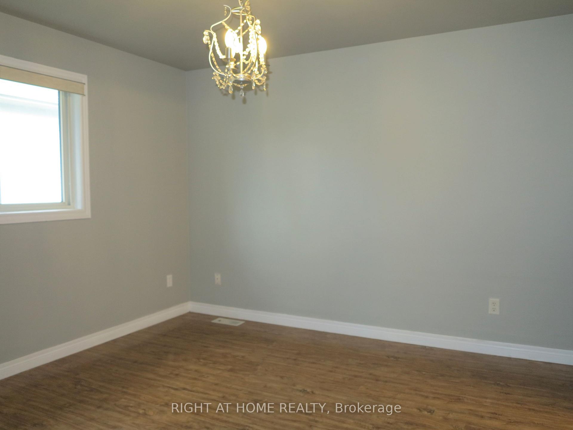 Photo 9 of 101 Joanne Court, Leamington — HOMEH