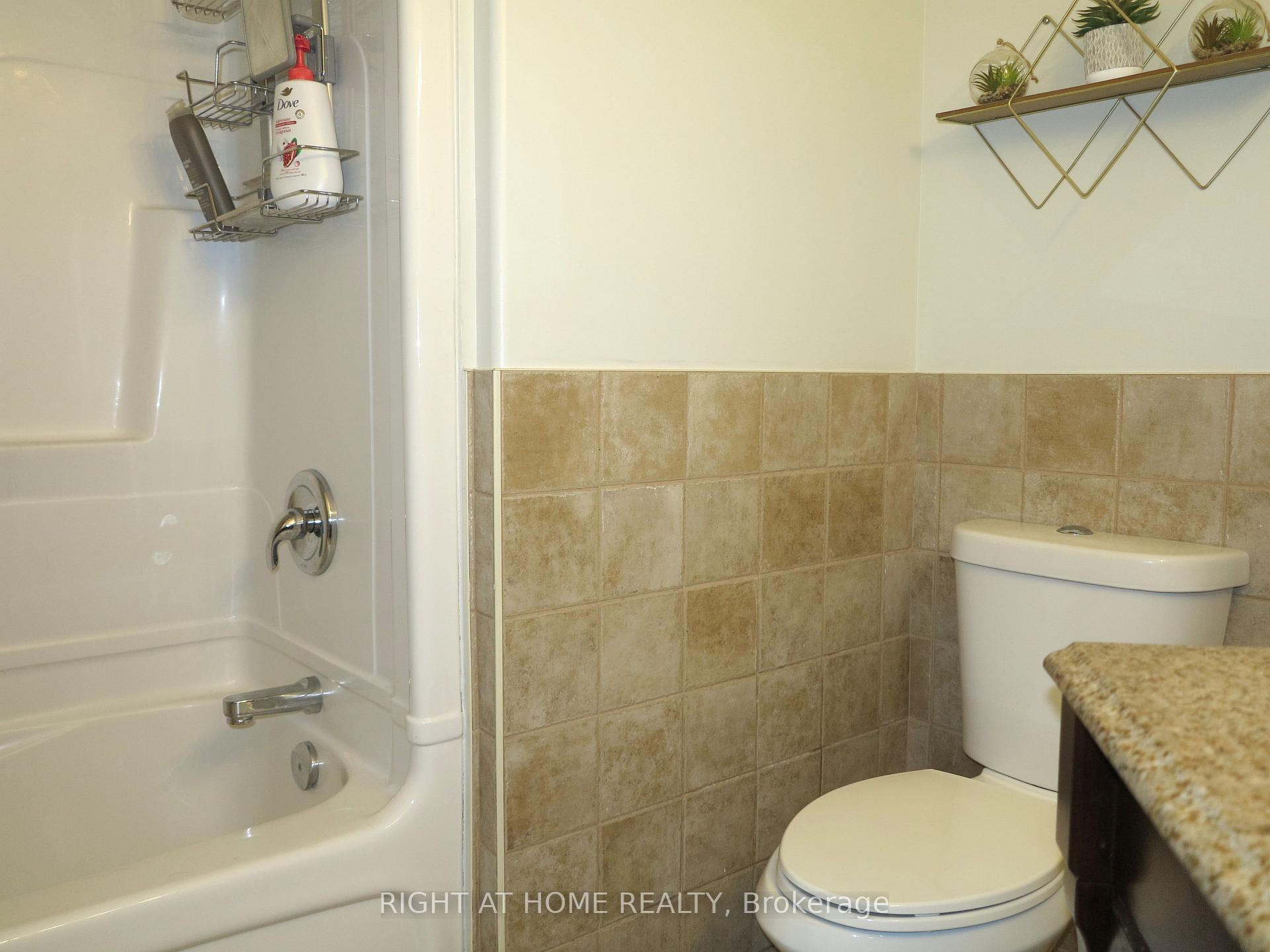 Photo 17 of 101 Joanne Court, Leamington — HOMEH