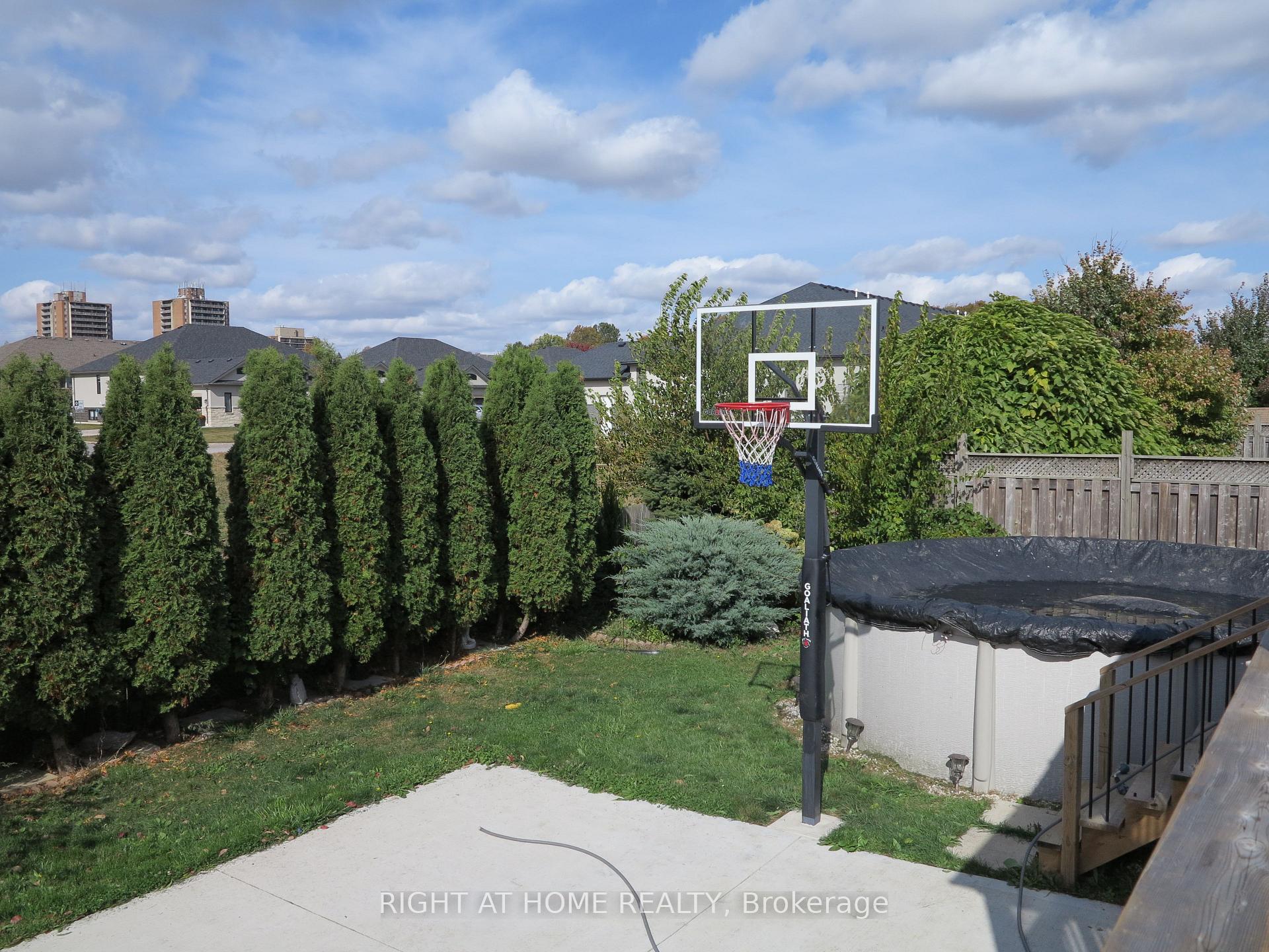 Photo 29 of 101 Joanne Court, Leamington — HOMEH