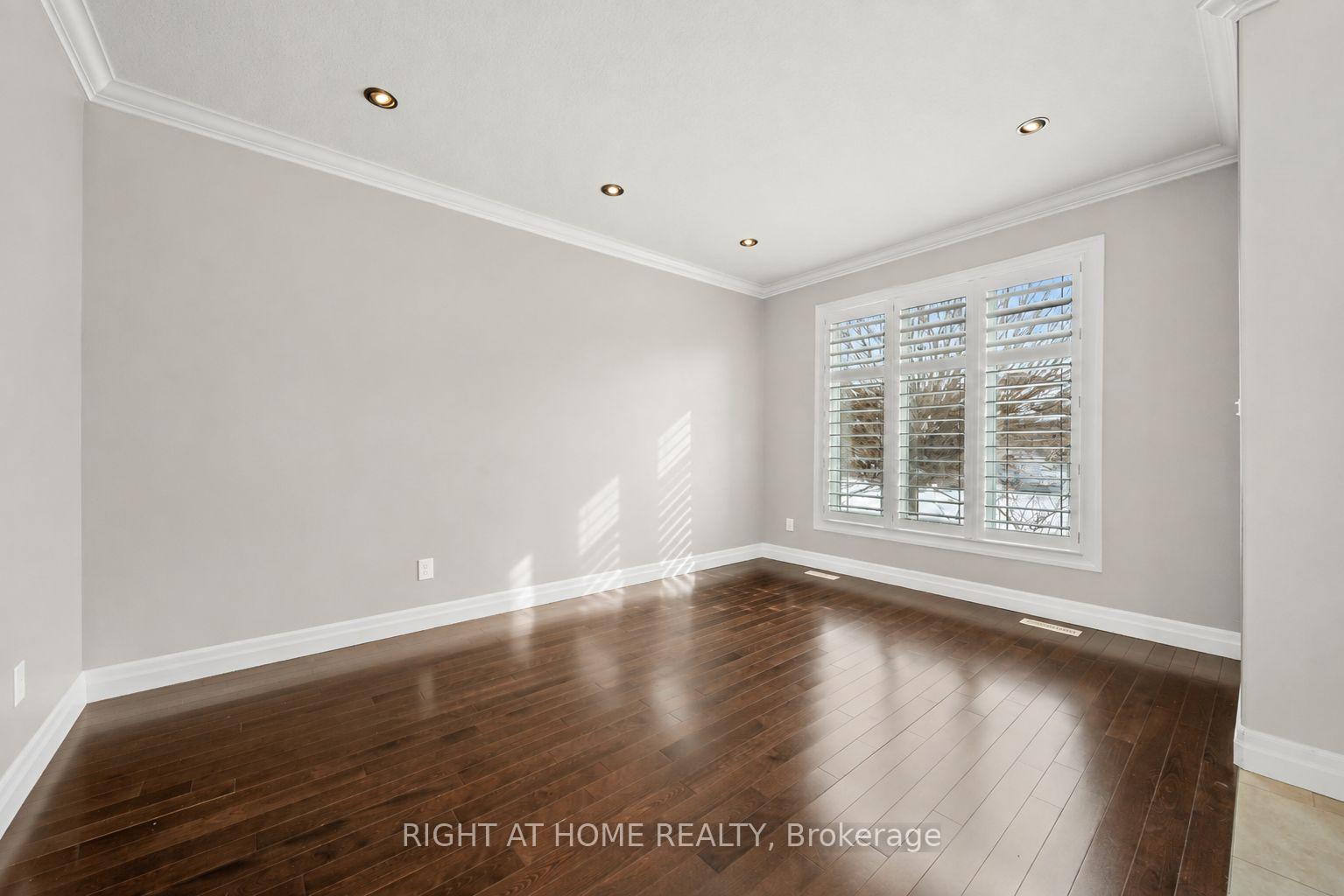 Photo 4 of 6540 Upper Canada Cross, London, South V — HOMEH