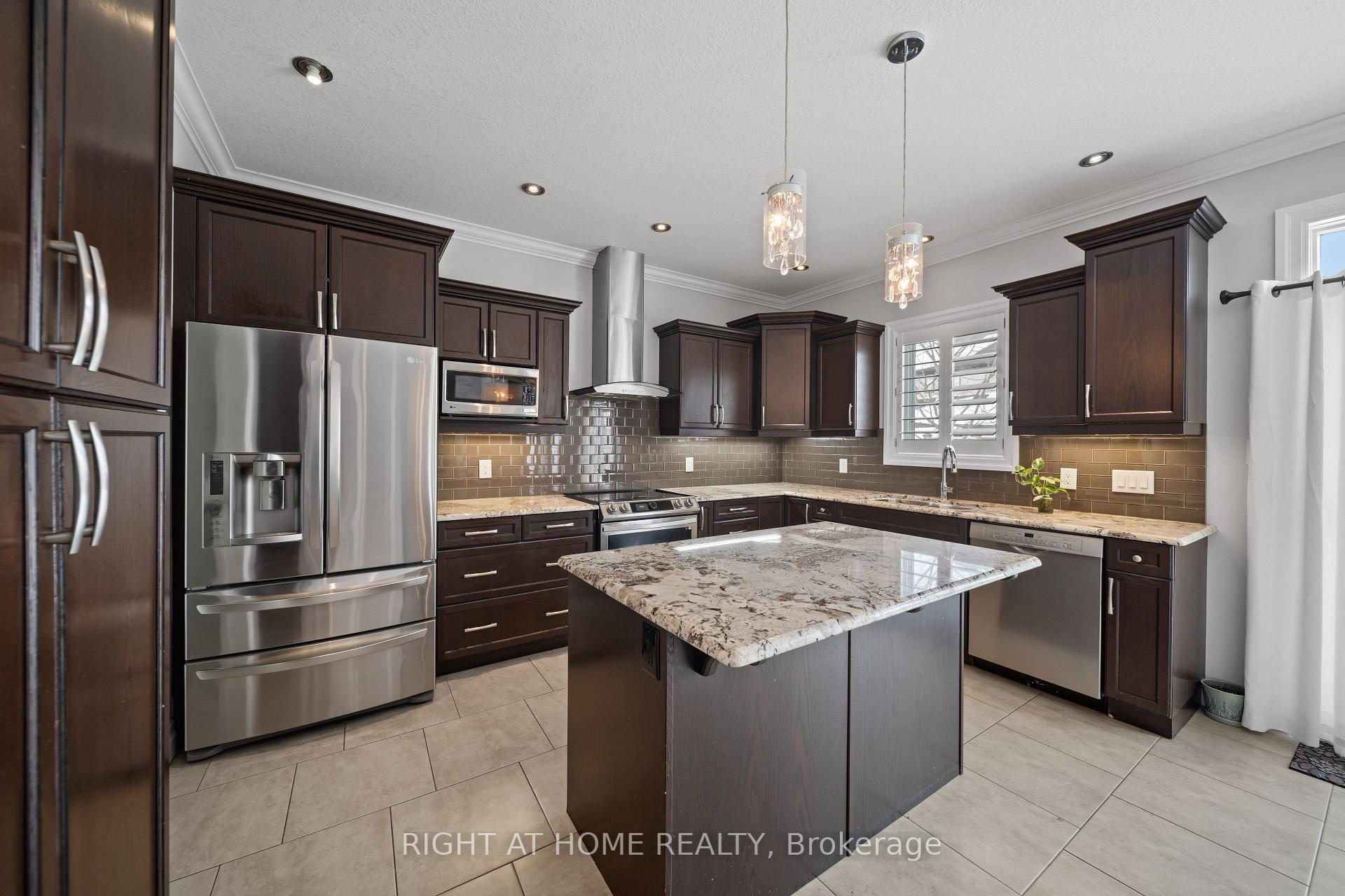 Photo 9 of 6540 Upper Canada Cross, London, South V — HOMEH