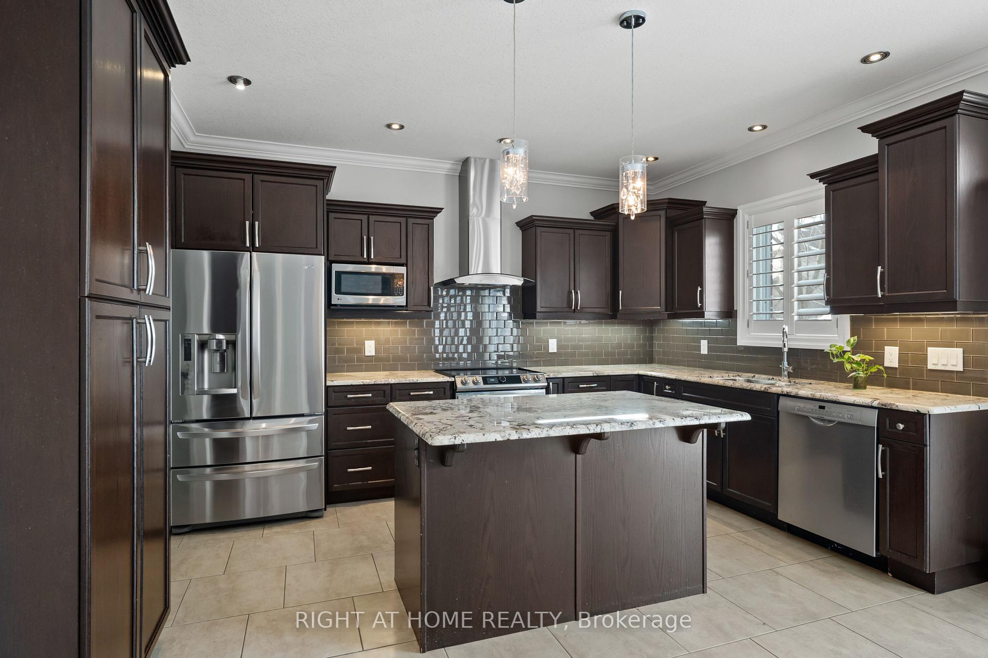 Photo 12 of 6540 Upper Canada Cross, London, South V — HOMEH