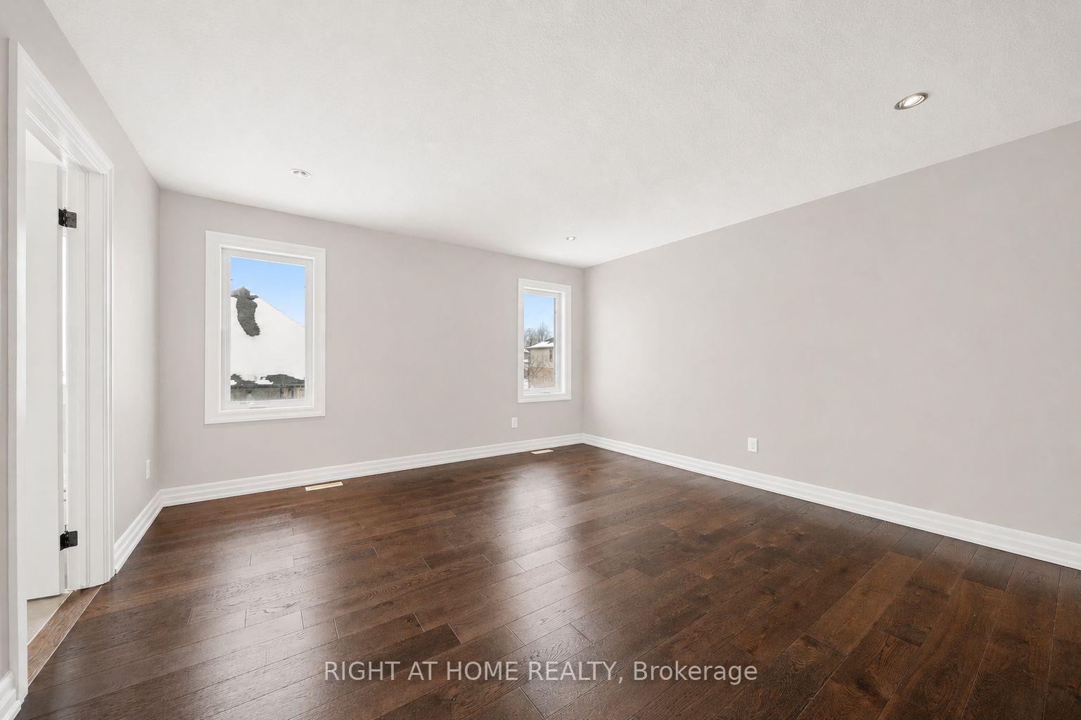 Photo 17 of 6540 Upper Canada Cross, London, South V — HOMEH