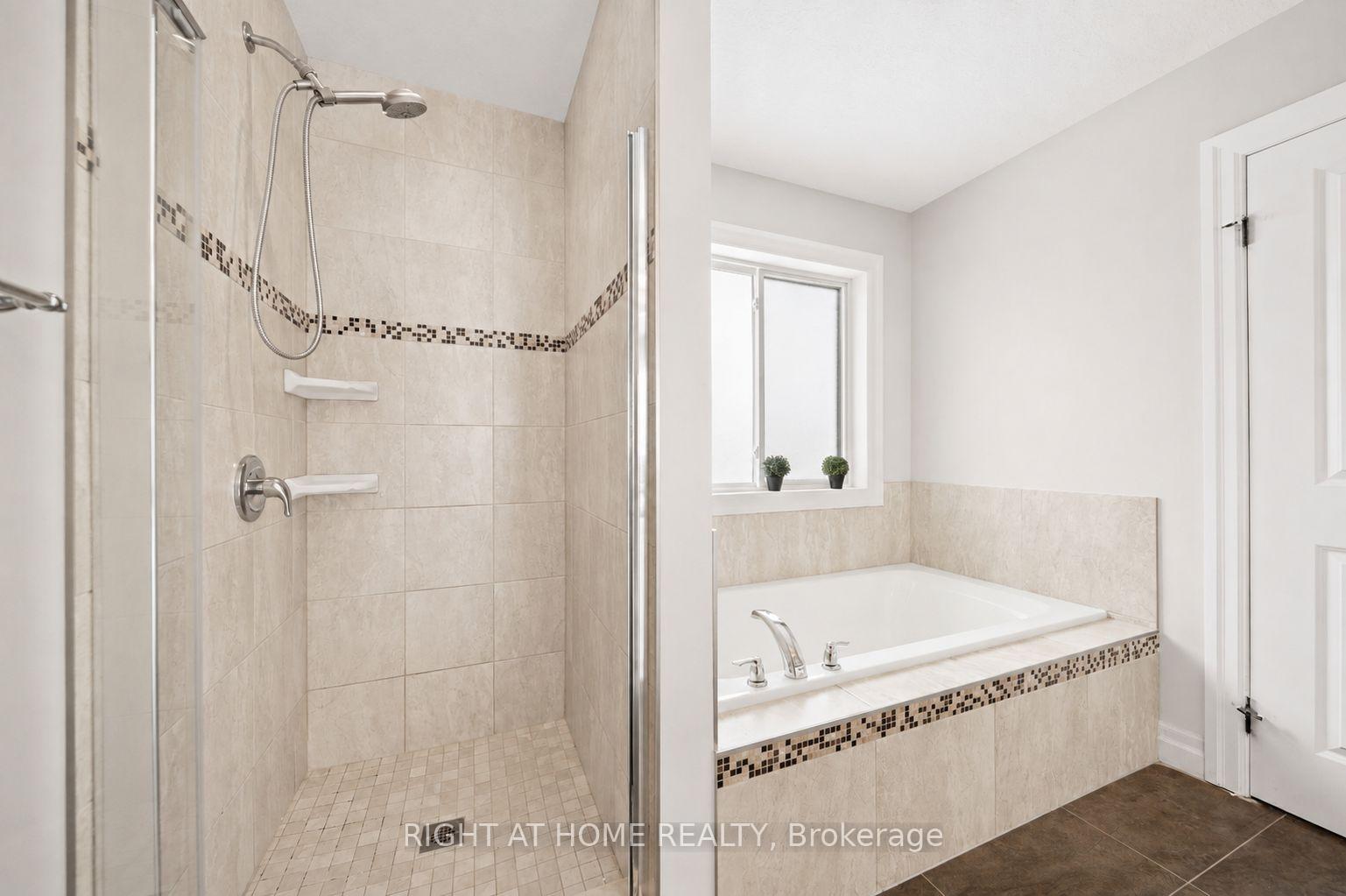 Photo 20 of 6540 Upper Canada Cross, London, South V — HOMEH