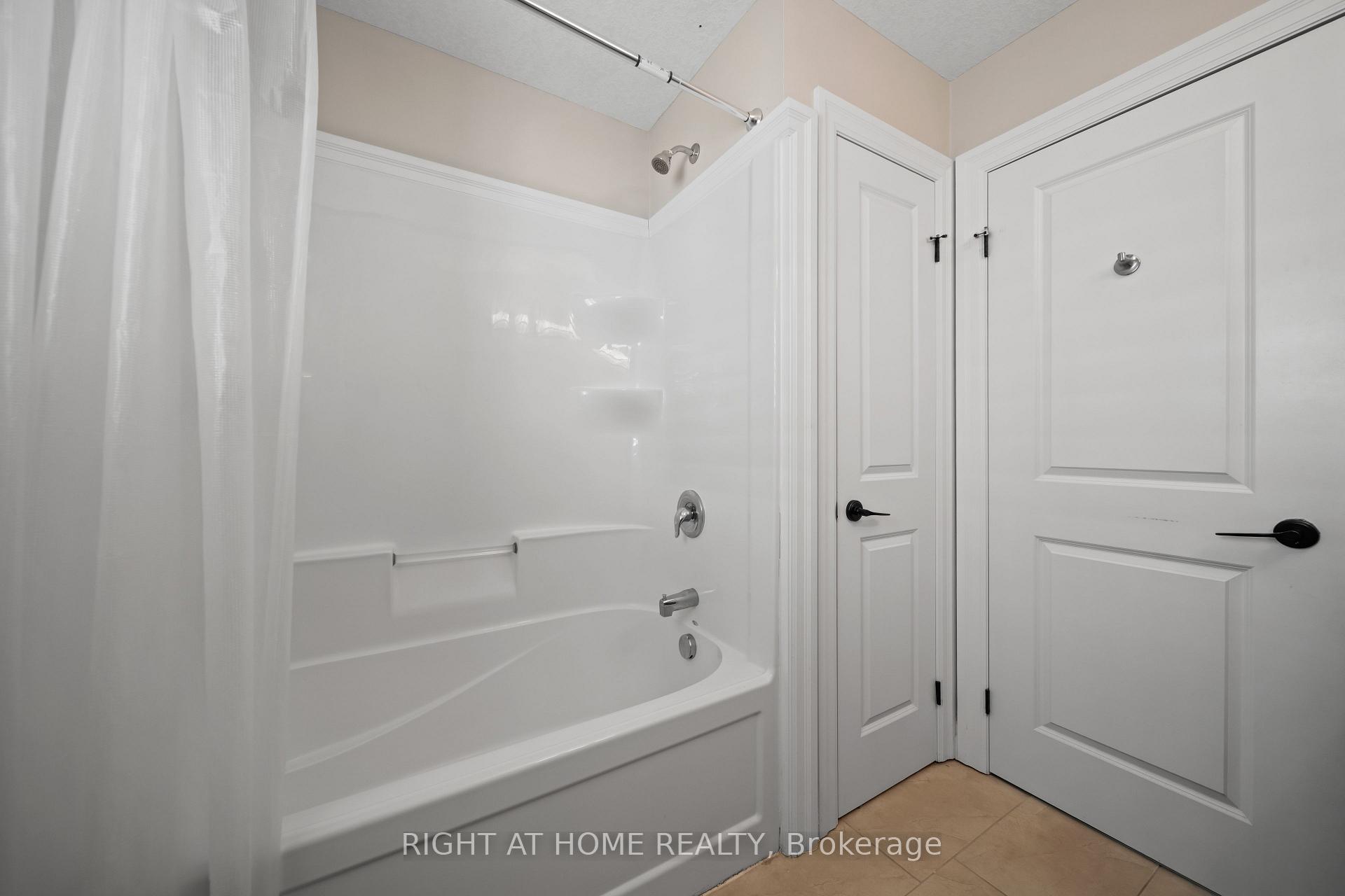 Photo 27 of 6540 Upper Canada Cross, London, South V — HOMEH