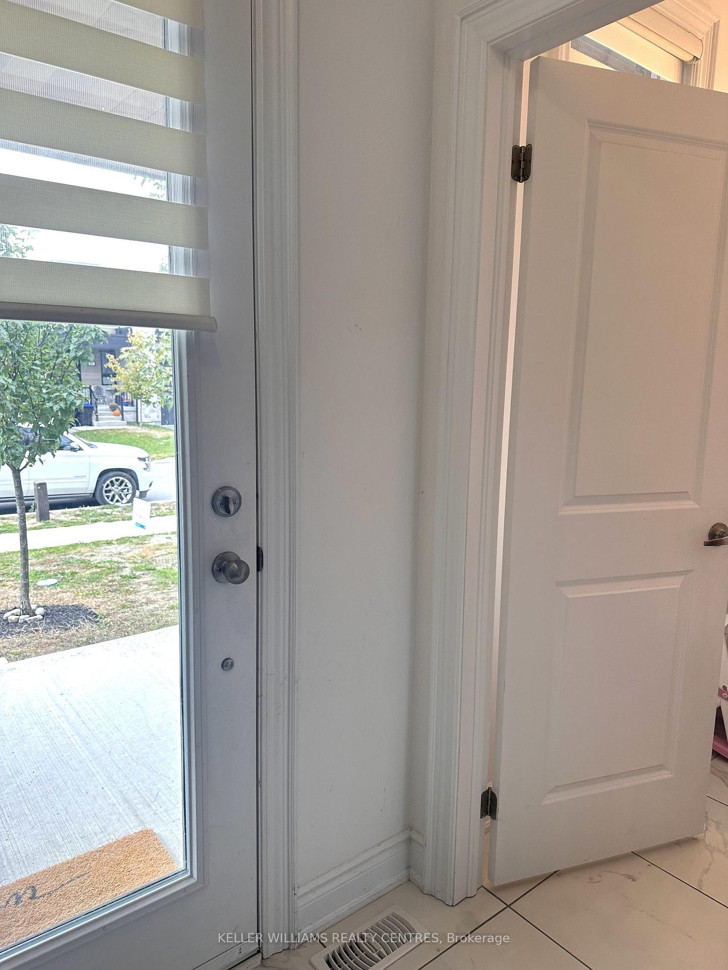 Photo 3 of 44 Eberhardt Drive, Wasaga Beach — HOMEH