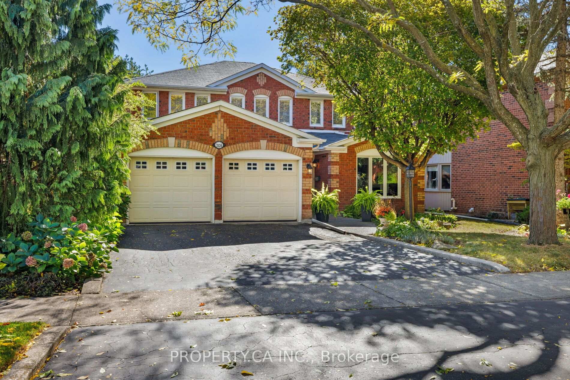 Photo of 2124 Langtry Drive
