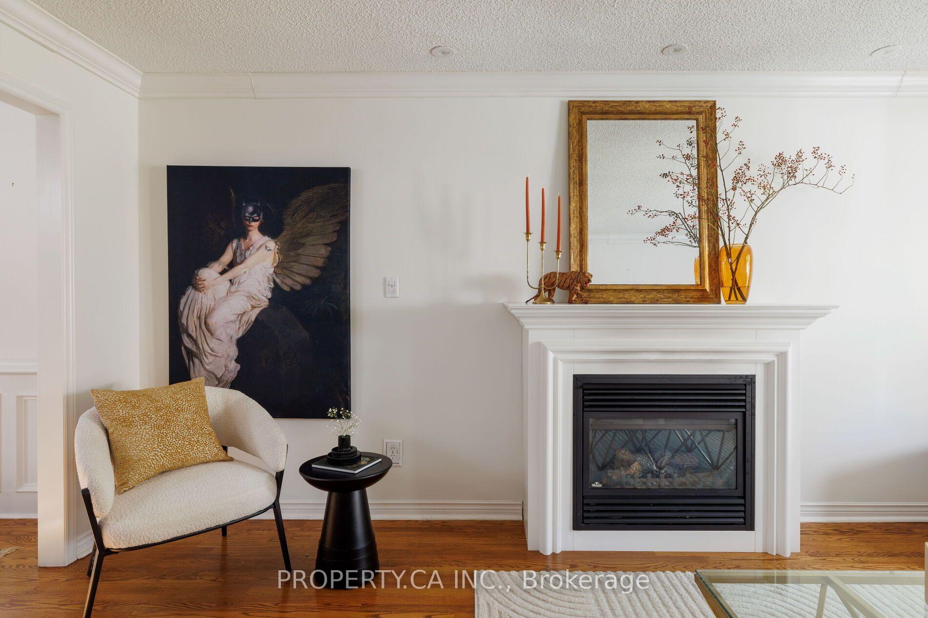 Photo 6 of 2124 Langtry Drive, Oakville, Glen Abbey — HOMEH
