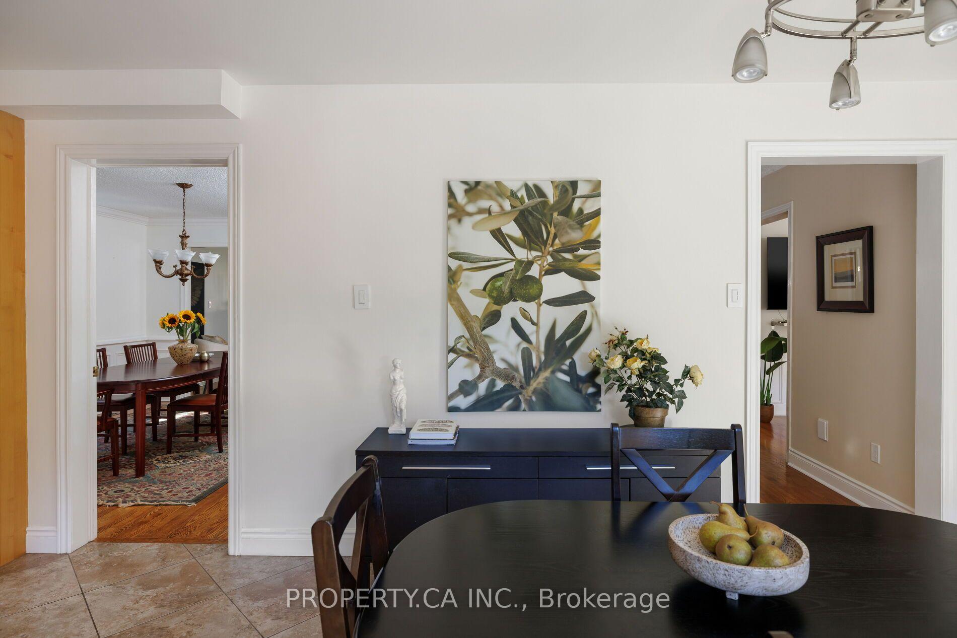 Photo 13 of 2124 Langtry Drive, Oakville, Glen Abbey — HOMEH