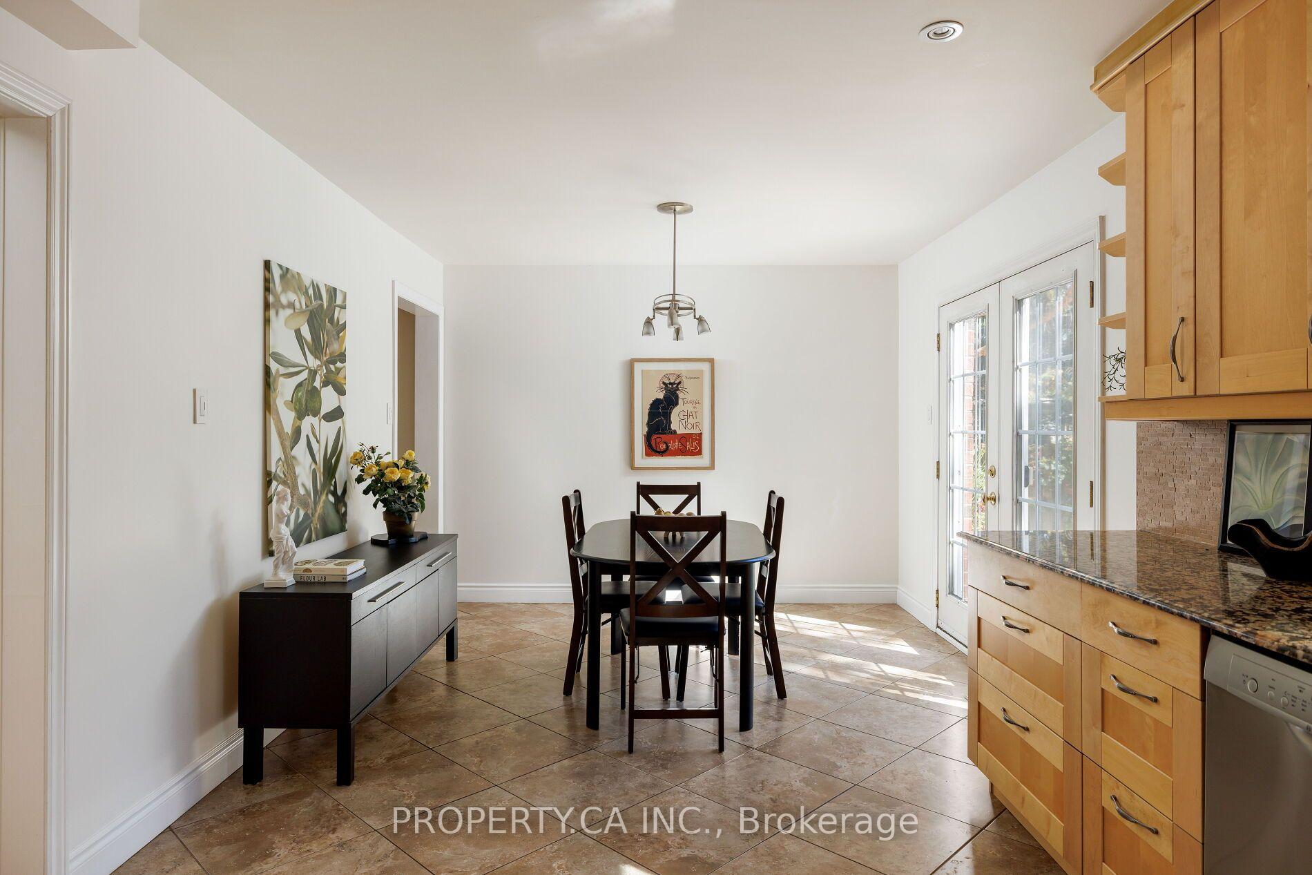 Photo 14 of 2124 Langtry Drive, Oakville, Glen Abbey — HOMEH