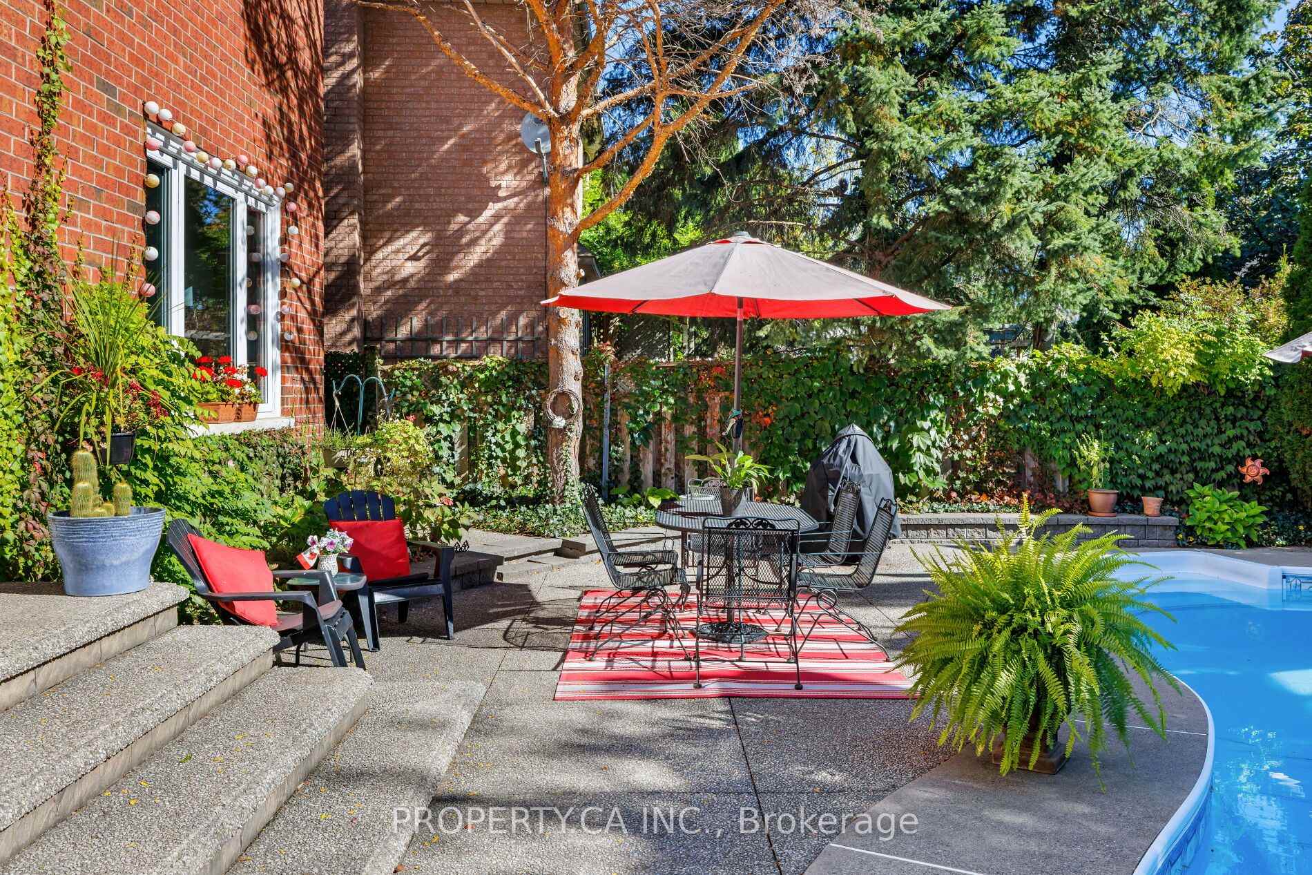 Photo 17 of 2124 Langtry Drive, Oakville, Glen Abbey — HOMEH