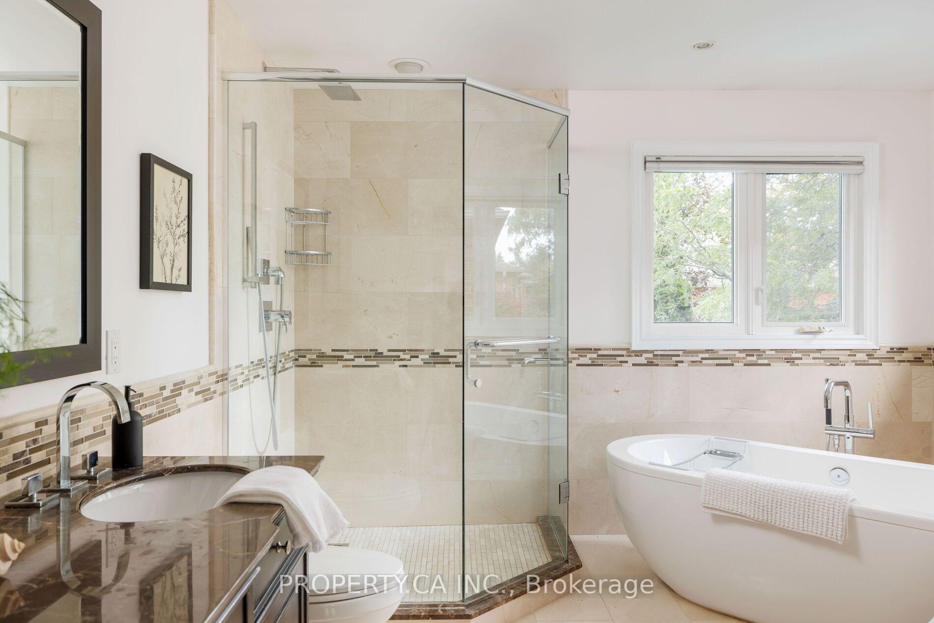 Photo 28 of 2124 Langtry Drive, Oakville, Glen Abbey — HOMEH