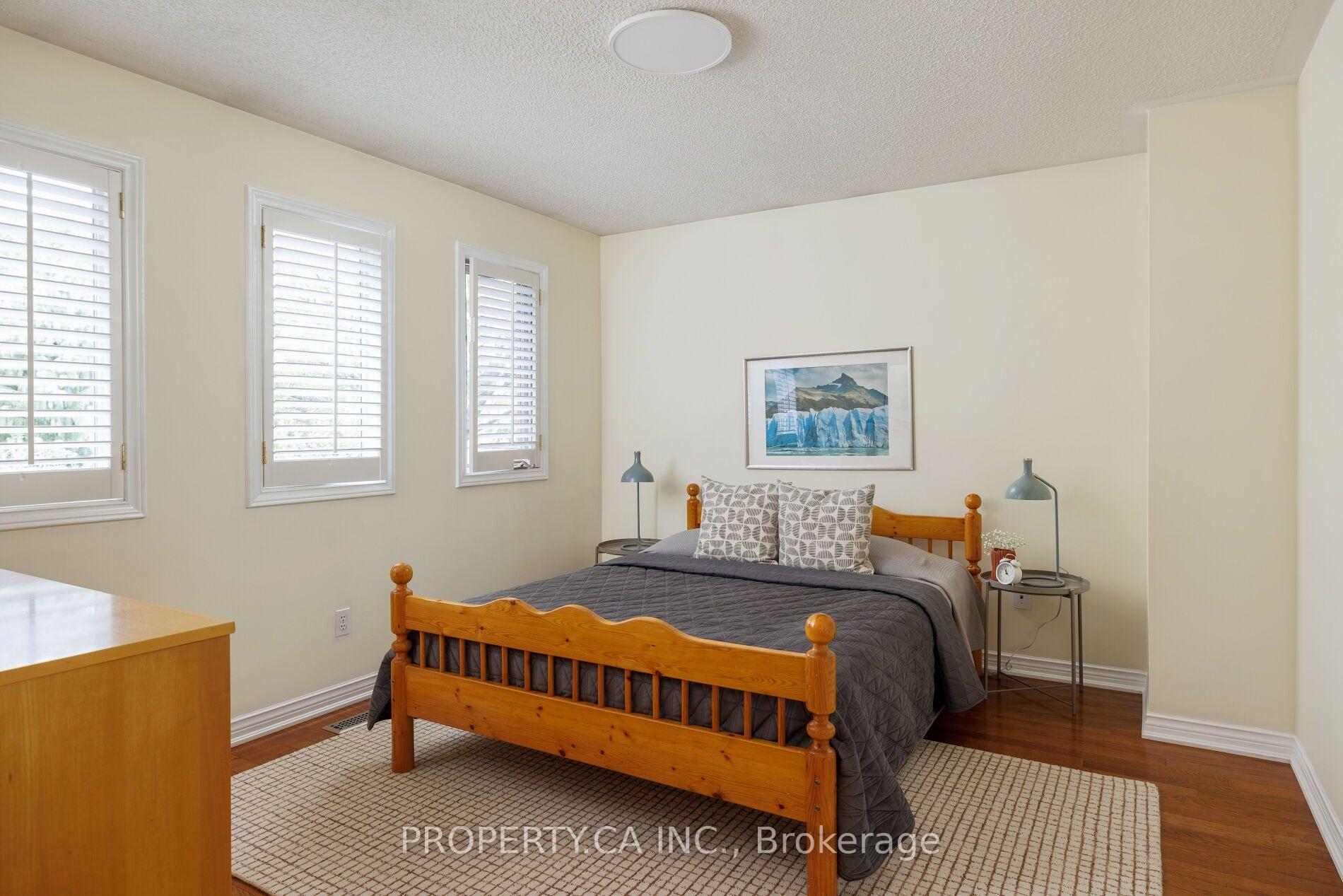 Photo 37 of 2124 Langtry Drive, Oakville, Glen Abbey — HOMEH