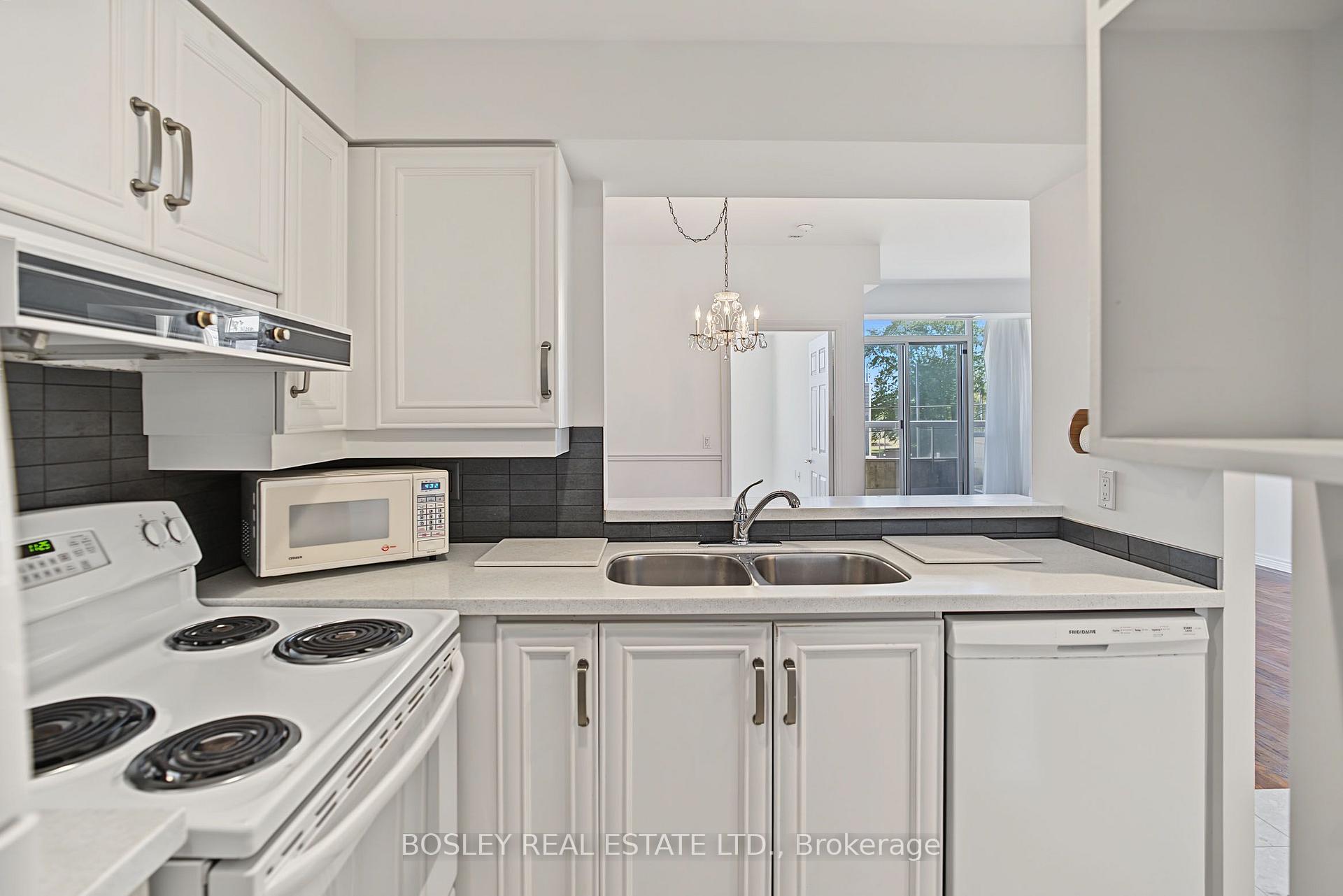 Photo 5 of Unit 202, 1750 Bayview Avenue, Toronto, Mount Pleasant East — HOMEH