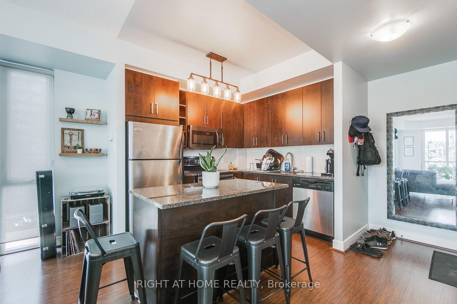 Photo 3 of Unit S1201, 112 George Street, Toronto, Waterfront Communities — HOMEH