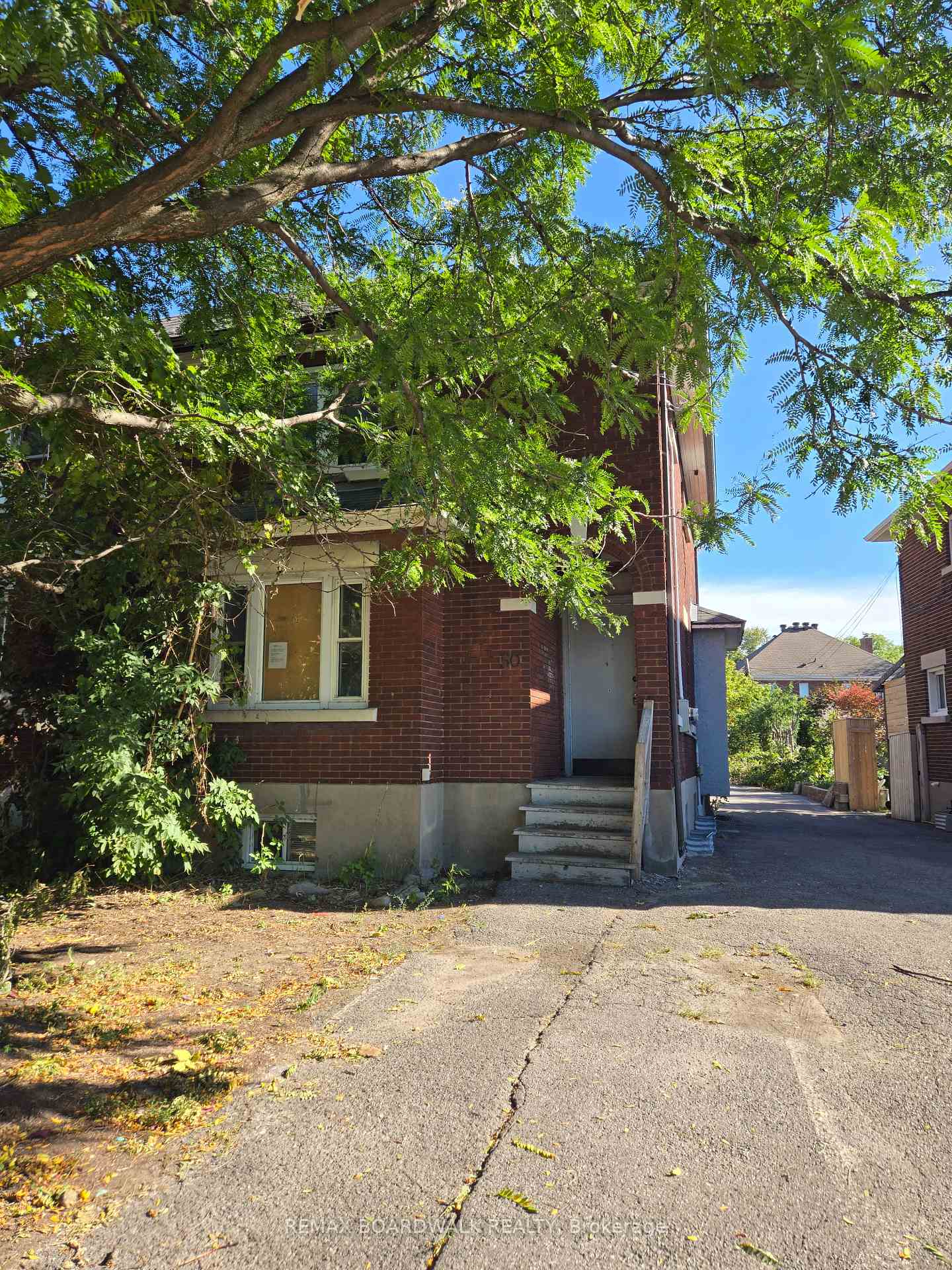 Photo of 50 Imperial Avenue