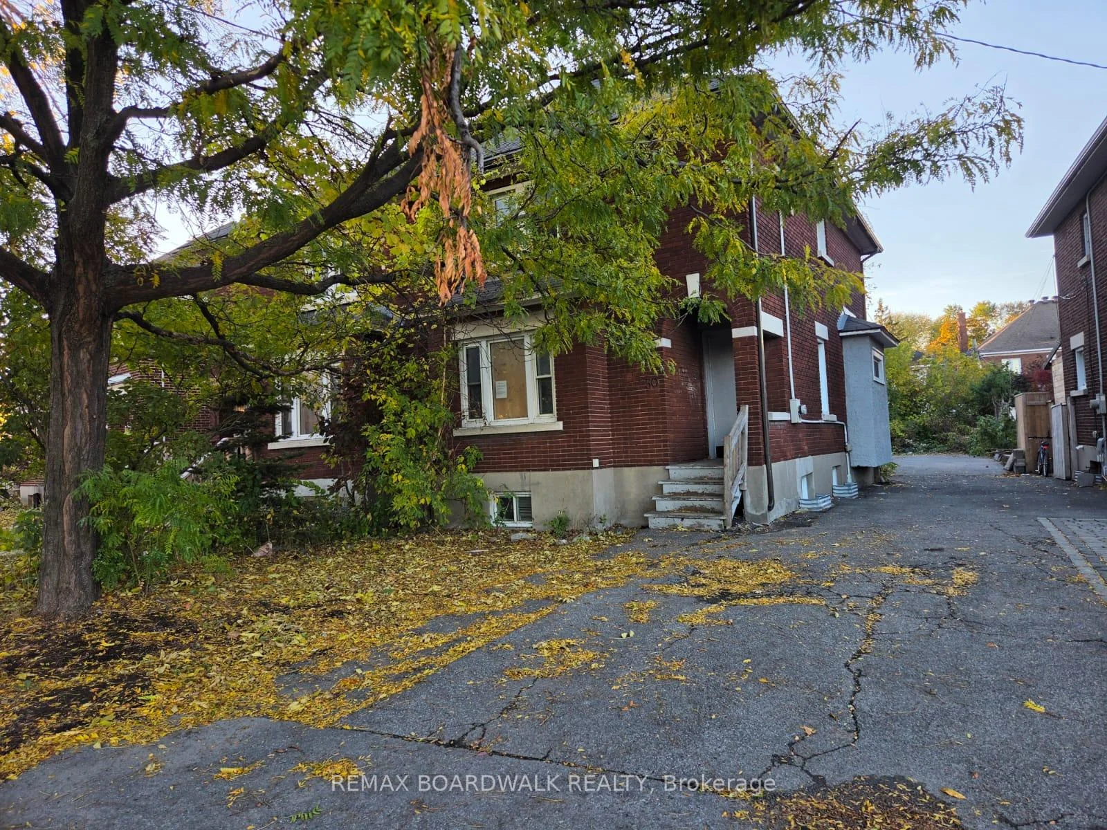 Photo of 50 Imperial Avenue