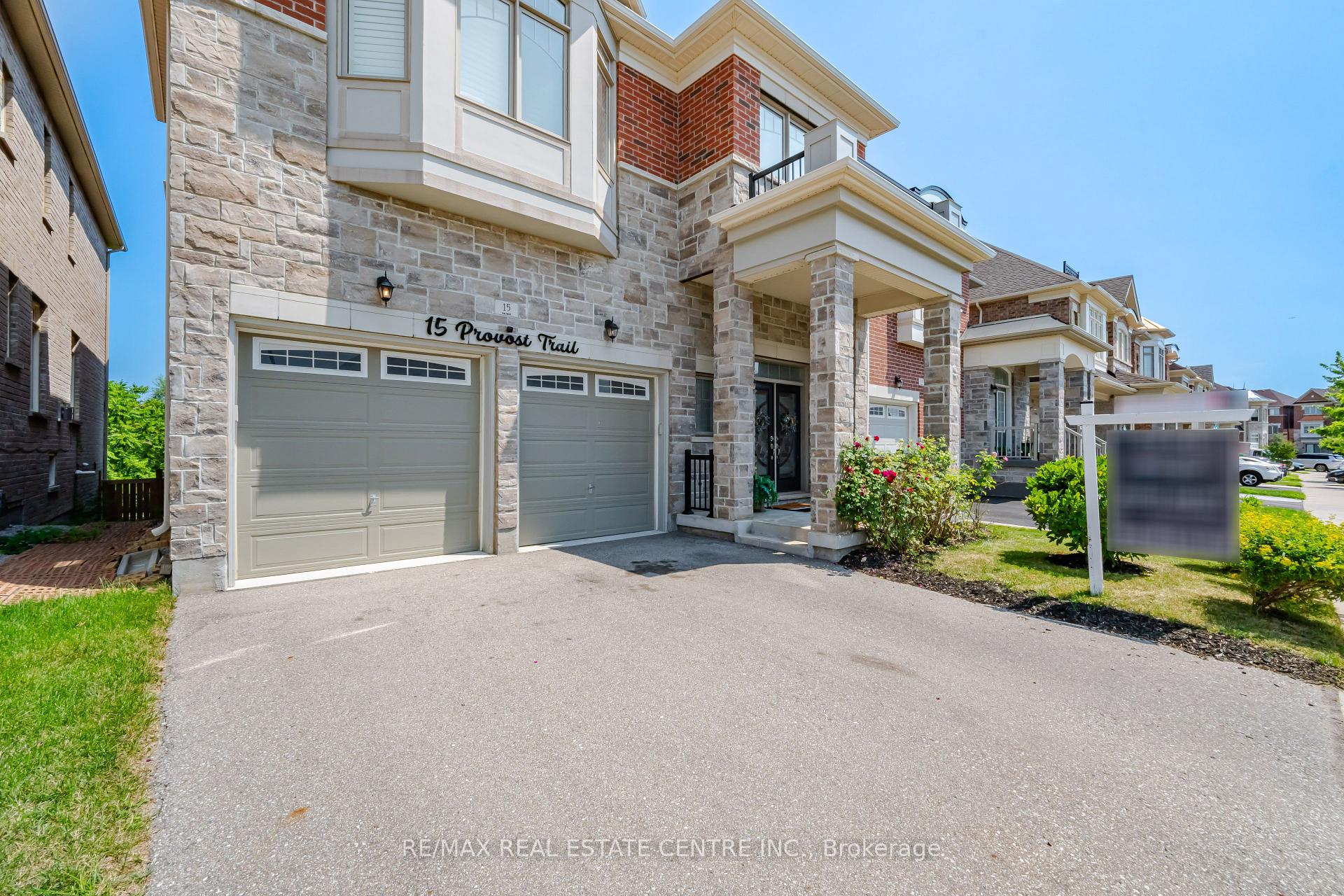 Photo 2 of 15 Provost Trail, Brampton, Bram West — HOMEH
