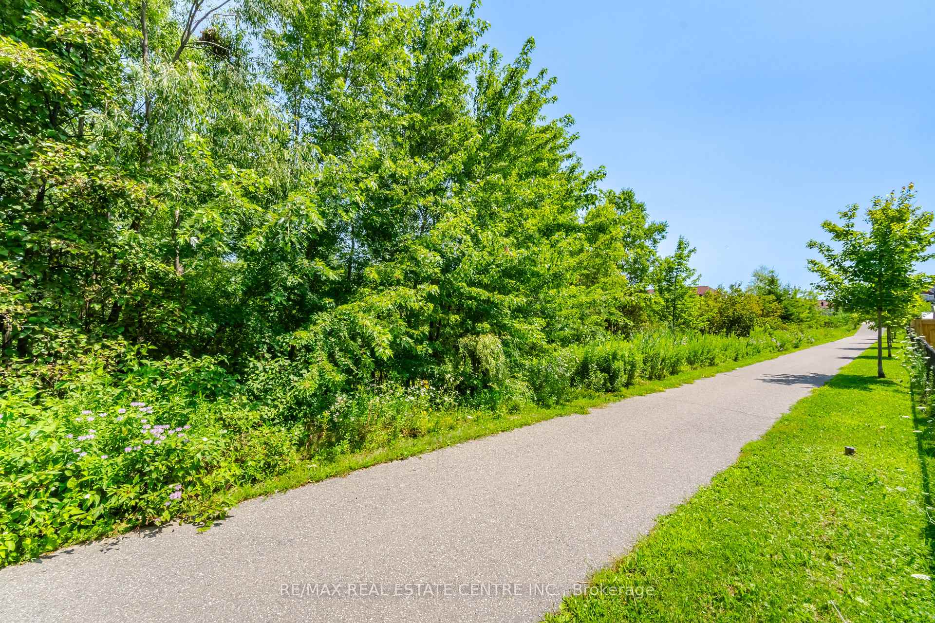Photo 49 of 15 Provost Trail, Brampton, Bram West — HOMEH