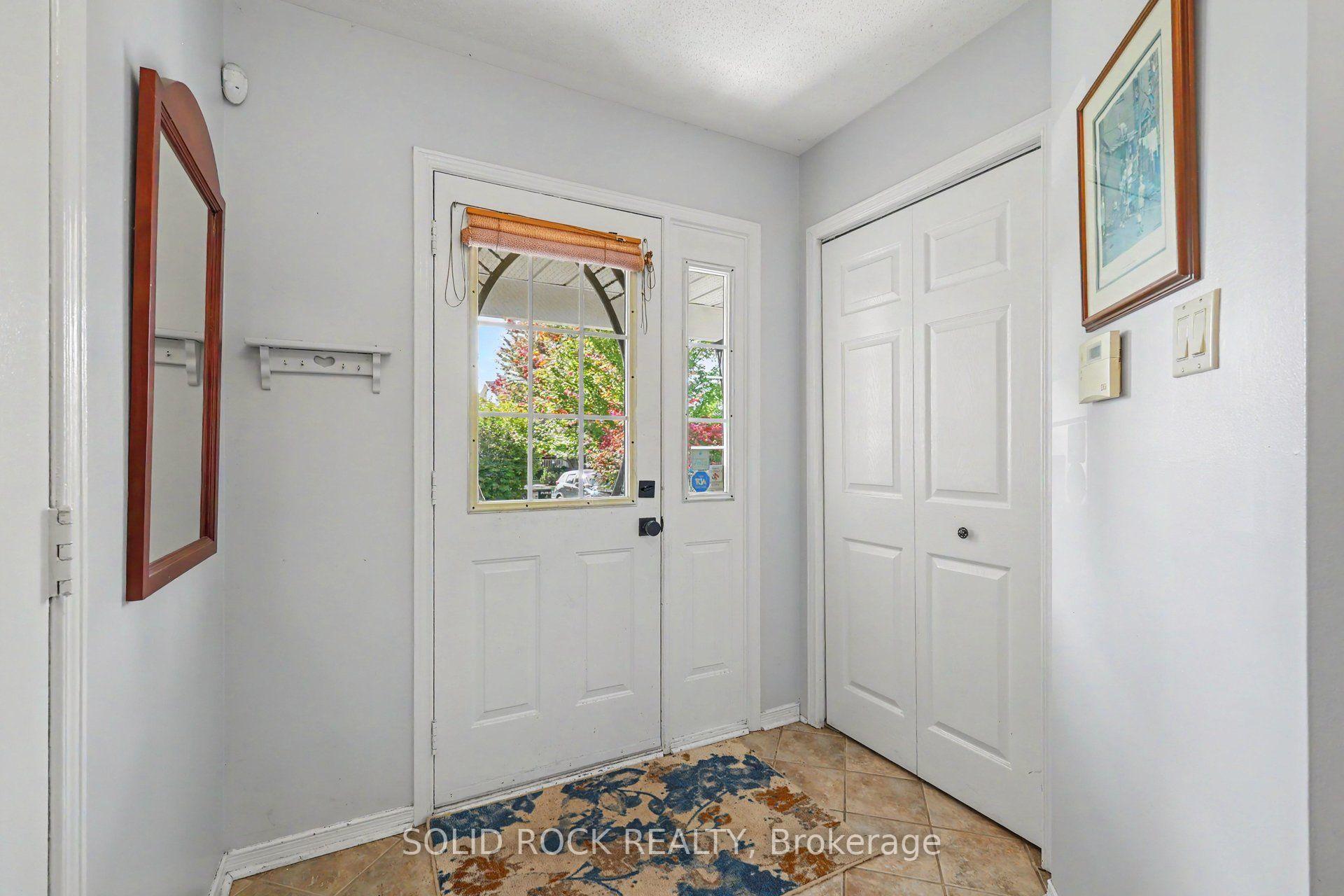 Photo 4 of 27 Randall James Drive, Ottawa, Stittsville (Central) — HOMEH