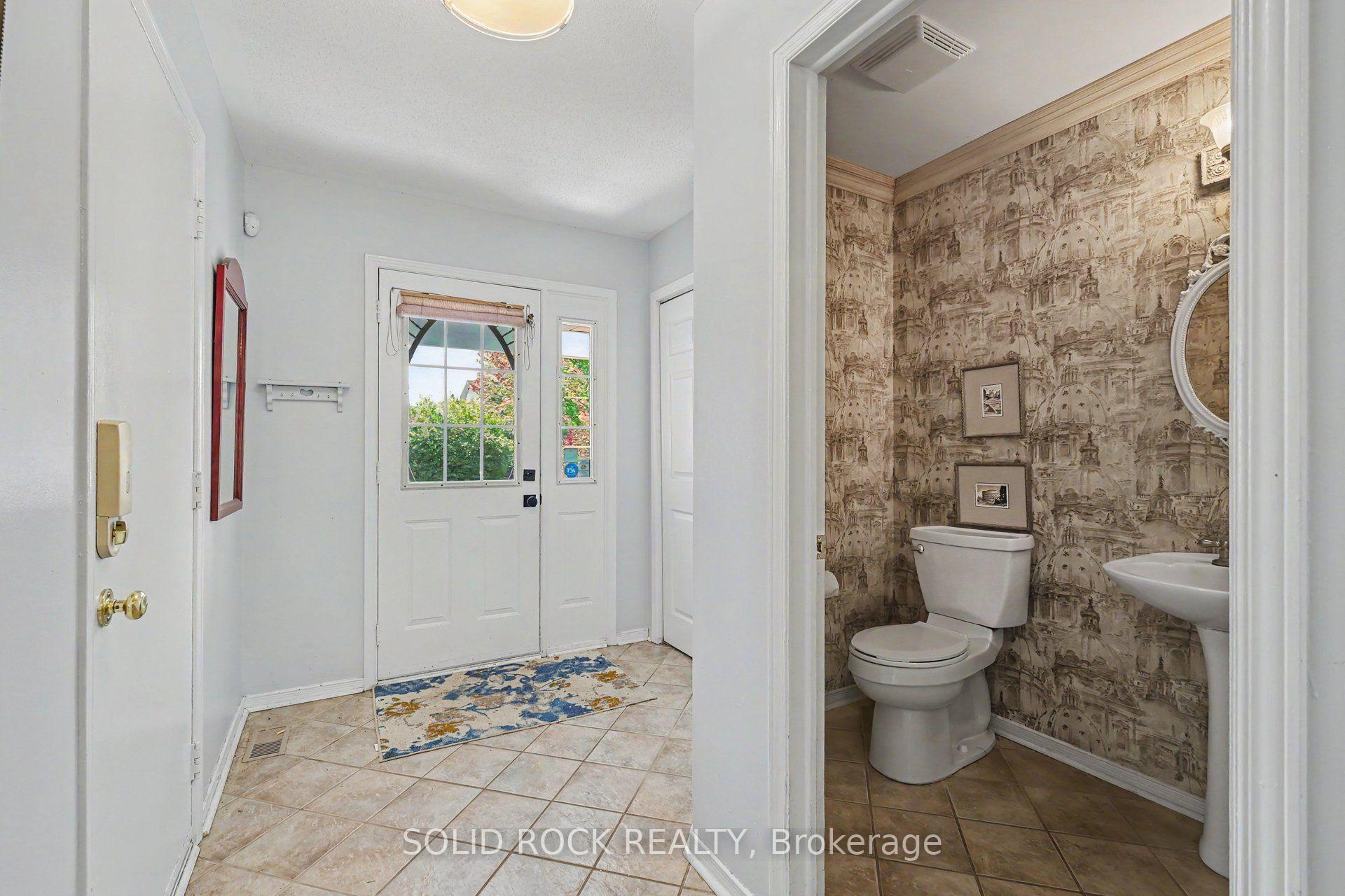 Photo 5 of 27 Randall James Drive, Ottawa, Stittsville (Central) — HOMEH