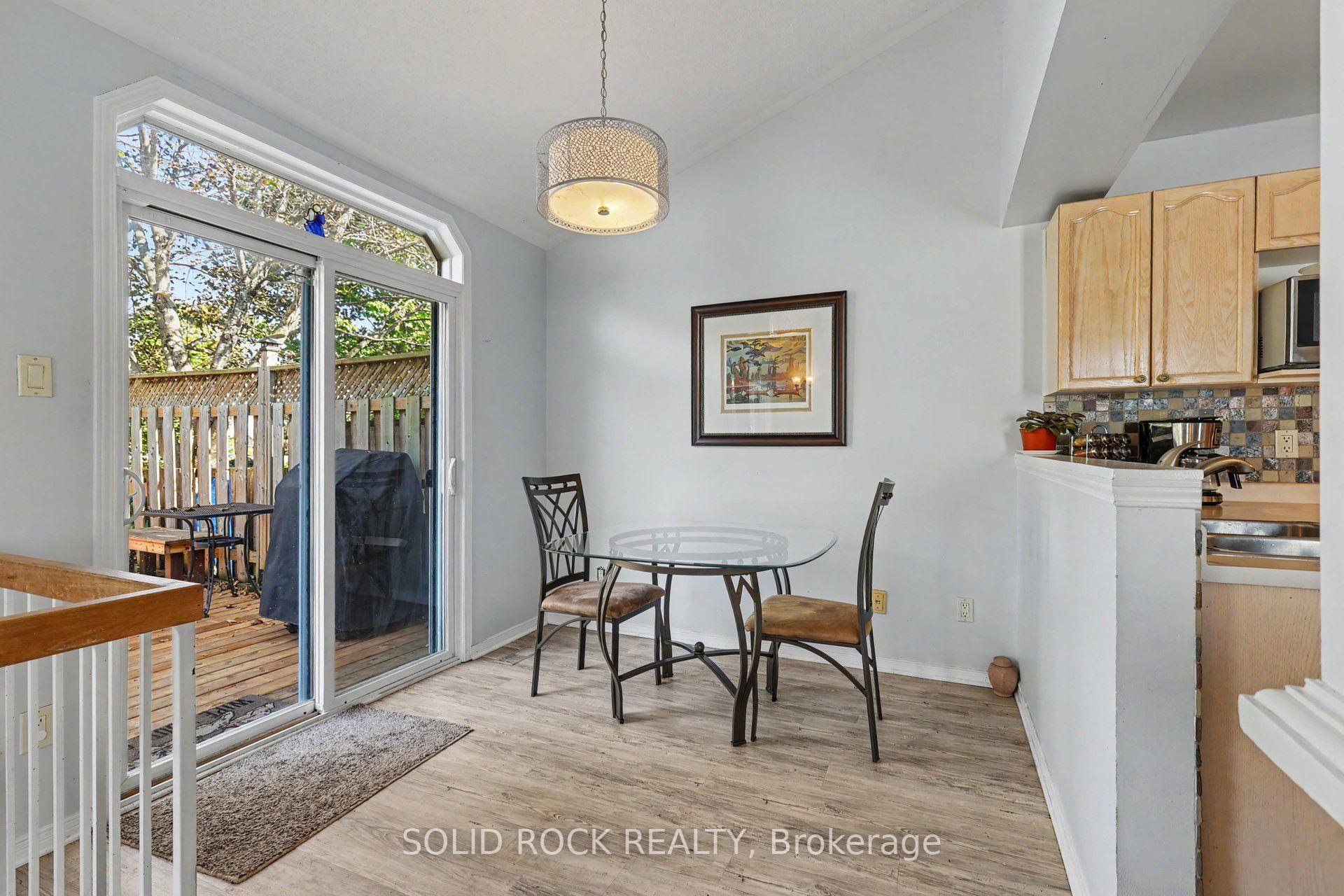 Photo 11 of 27 Randall James Drive, Ottawa, Stittsville (Central) — HOMEH