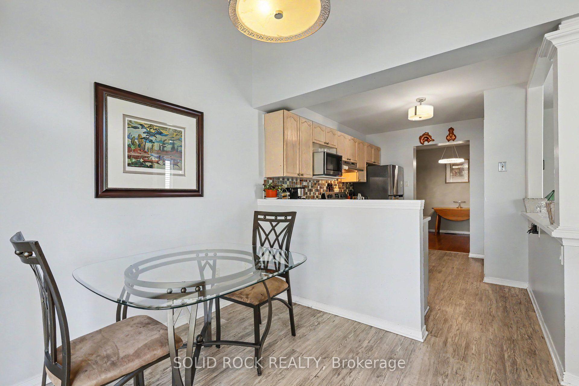 Photo 12 of 27 Randall James Drive, Ottawa, Stittsville (Central) — HOMEH