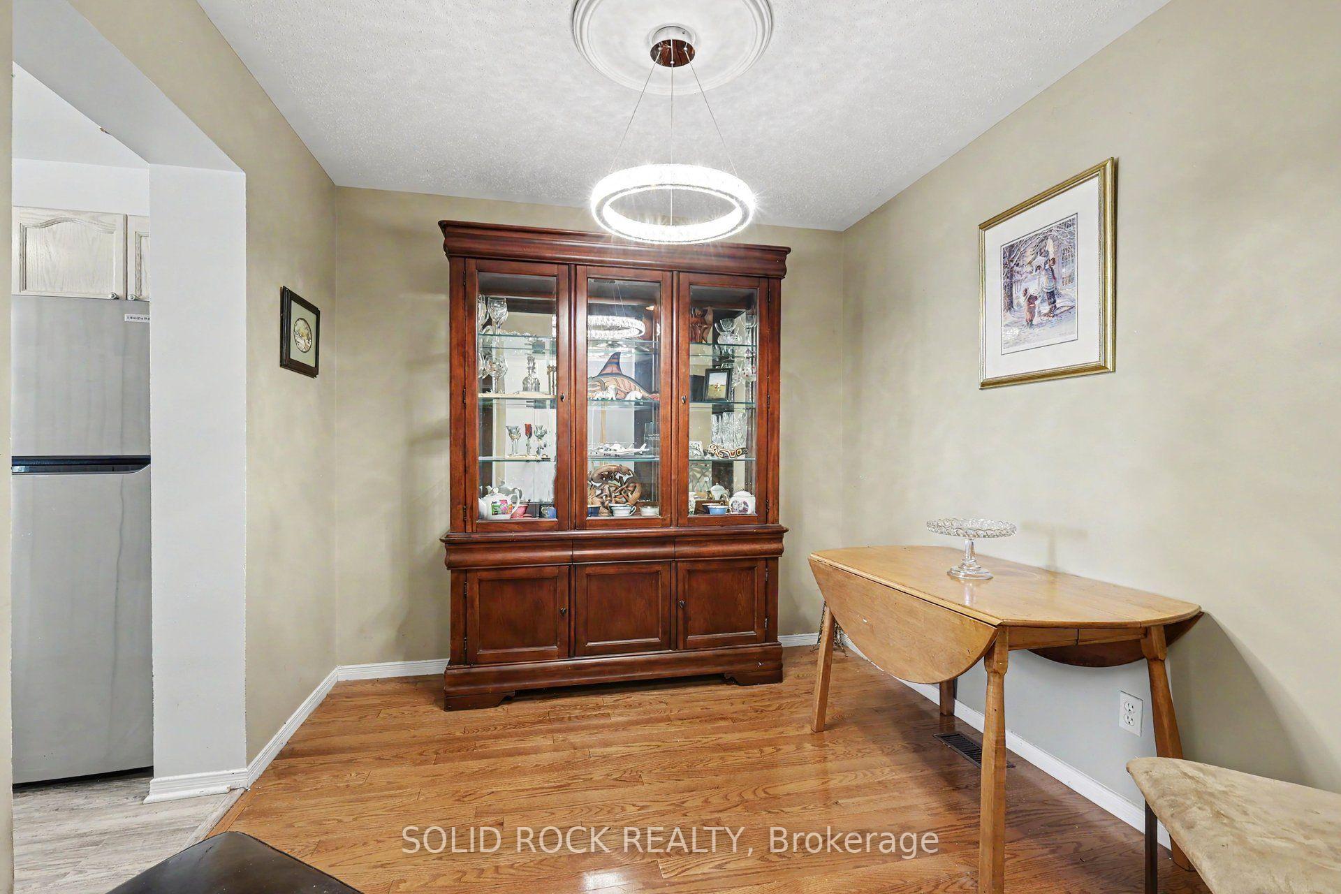 Photo 14 of 27 Randall James Drive, Ottawa, Stittsville (Central) — HOMEH