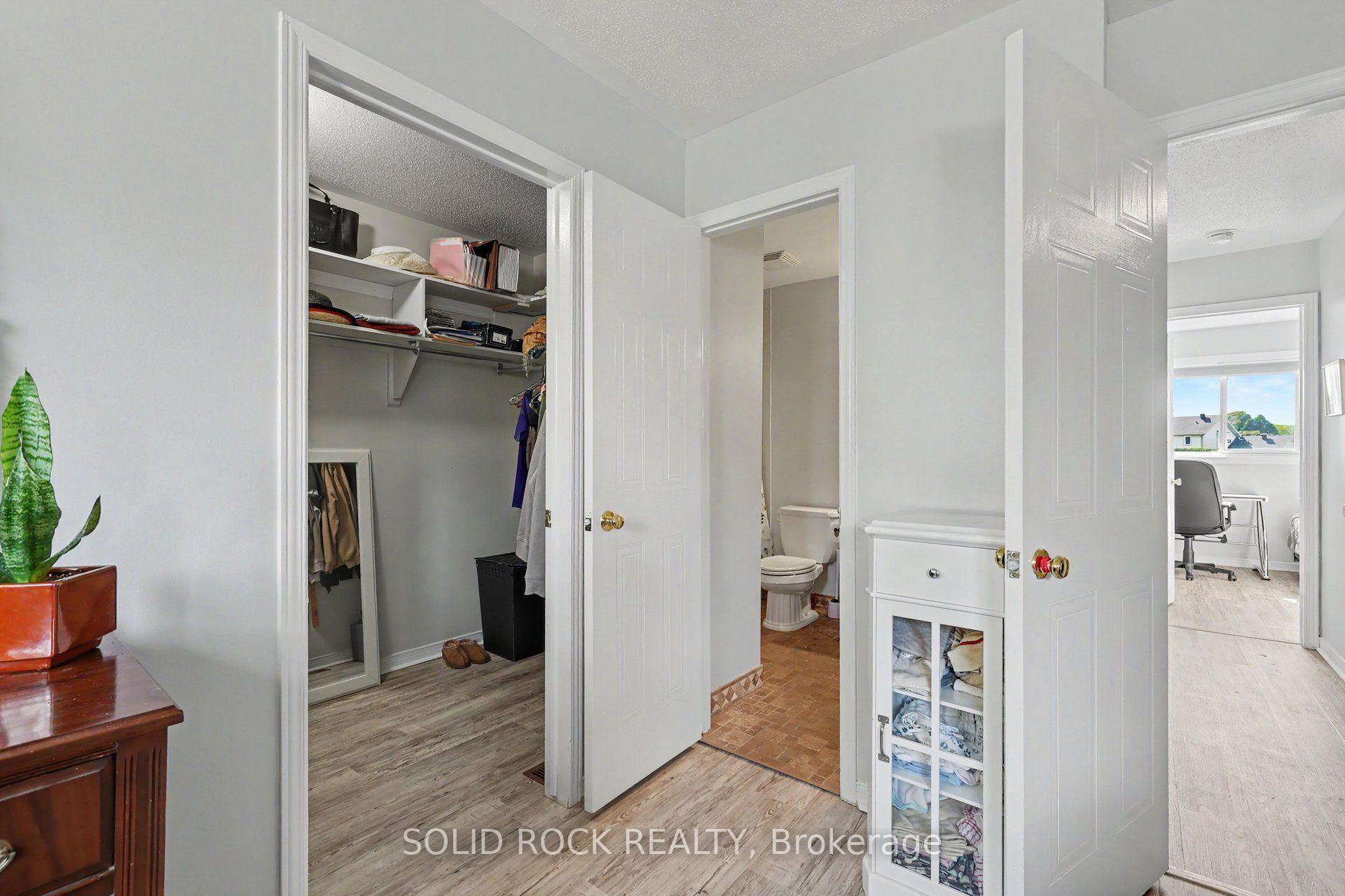 Photo 20 of 27 Randall James Drive, Ottawa, Stittsville (Central) — HOMEH