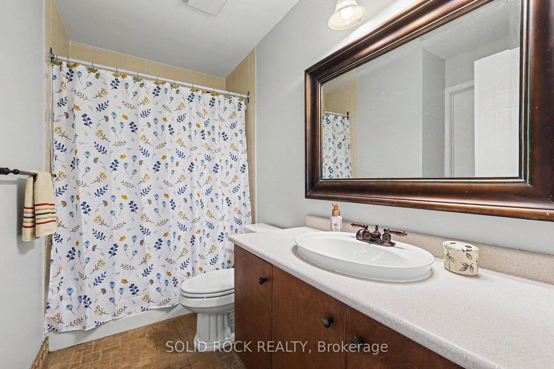 Photo 24 of 27 Randall James Drive, Ottawa, Stittsville (Central) — HOMEH