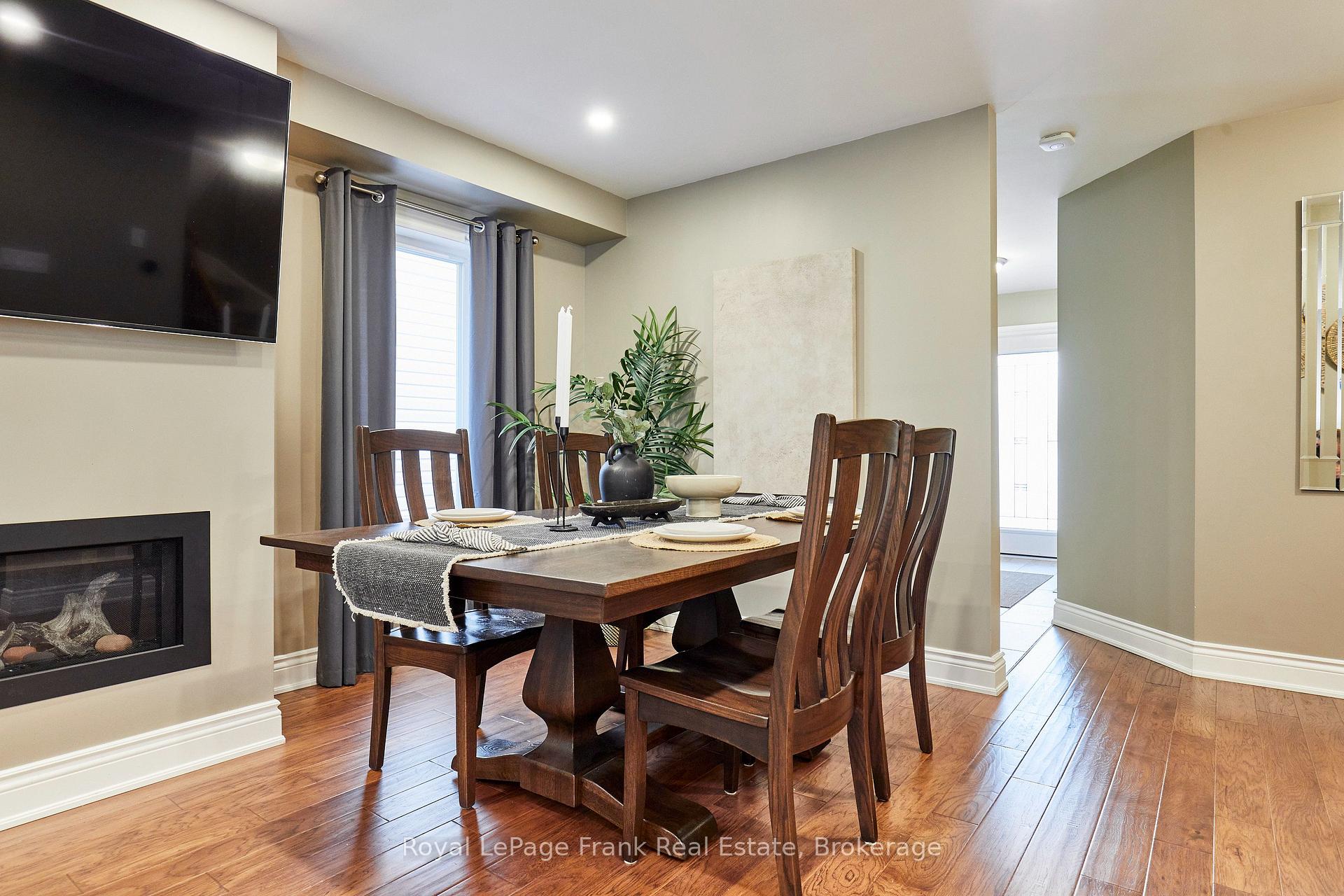 Photo 11 of 78 Beachgrove Crescent, Whitby, Taunton North — HOMEH