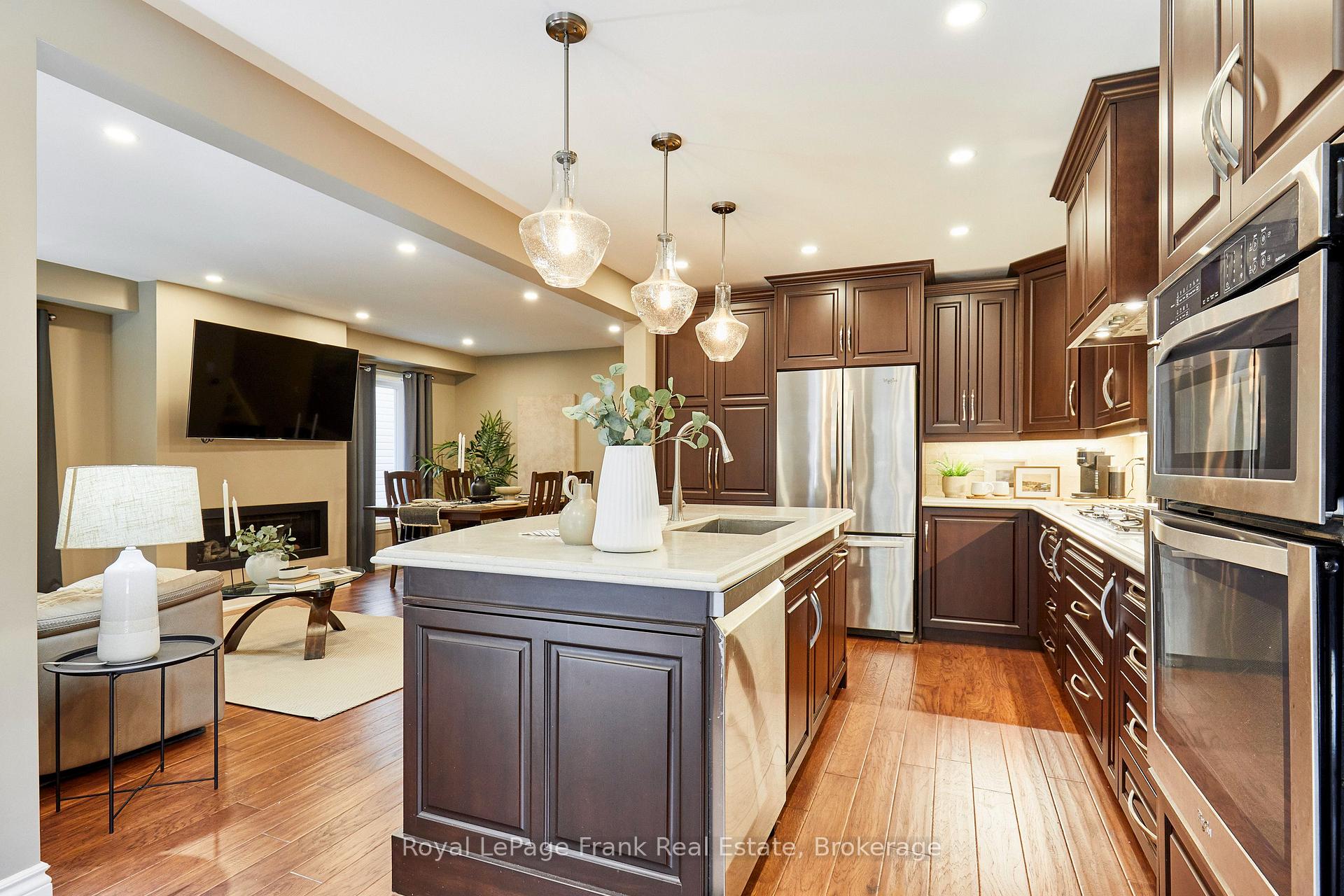 Photo 15 of 78 Beachgrove Crescent, Whitby, Taunton North — HOMEH