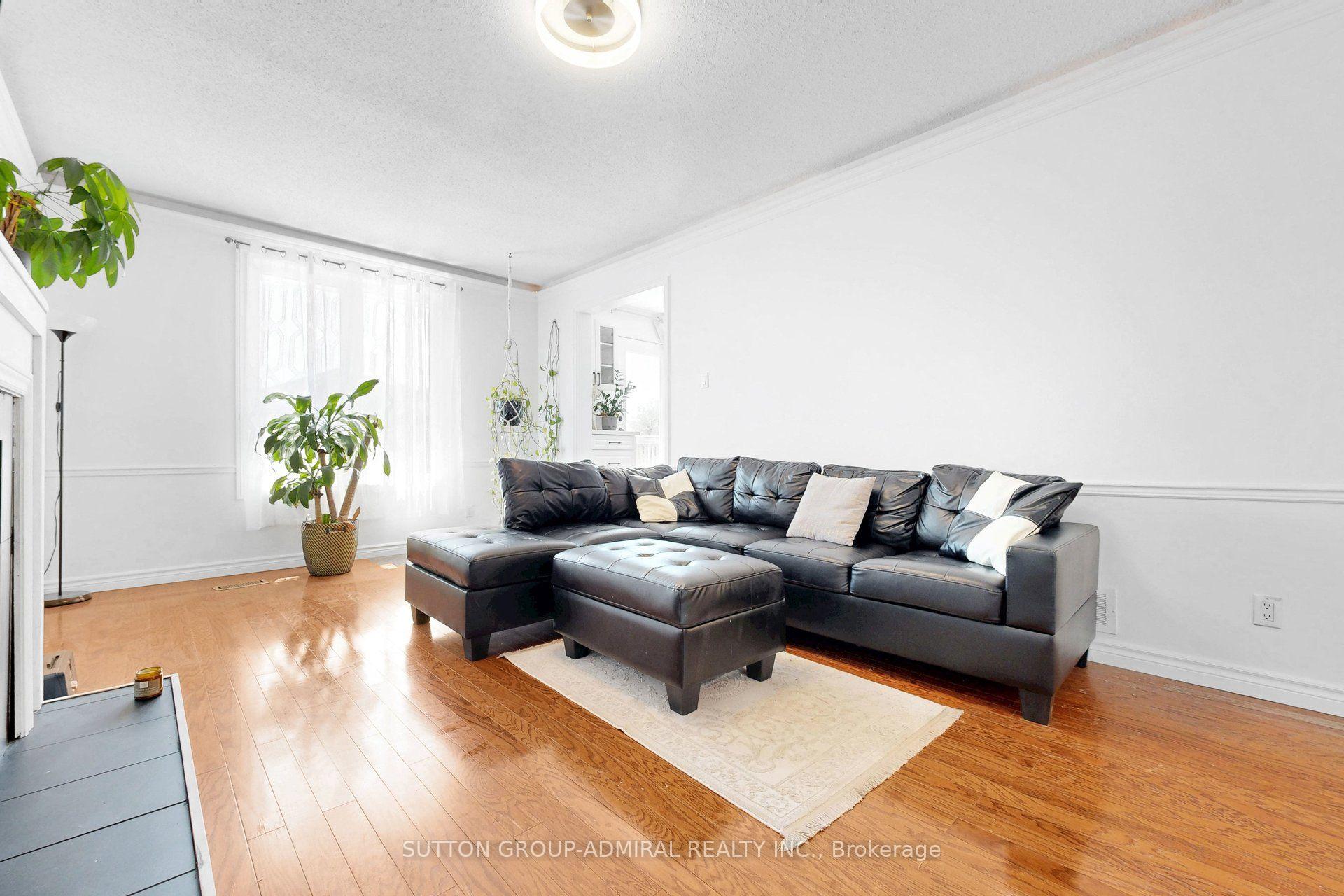 Photo 20 of 879 Peggoty Circle, Oshawa, Eastdale — HOMEH