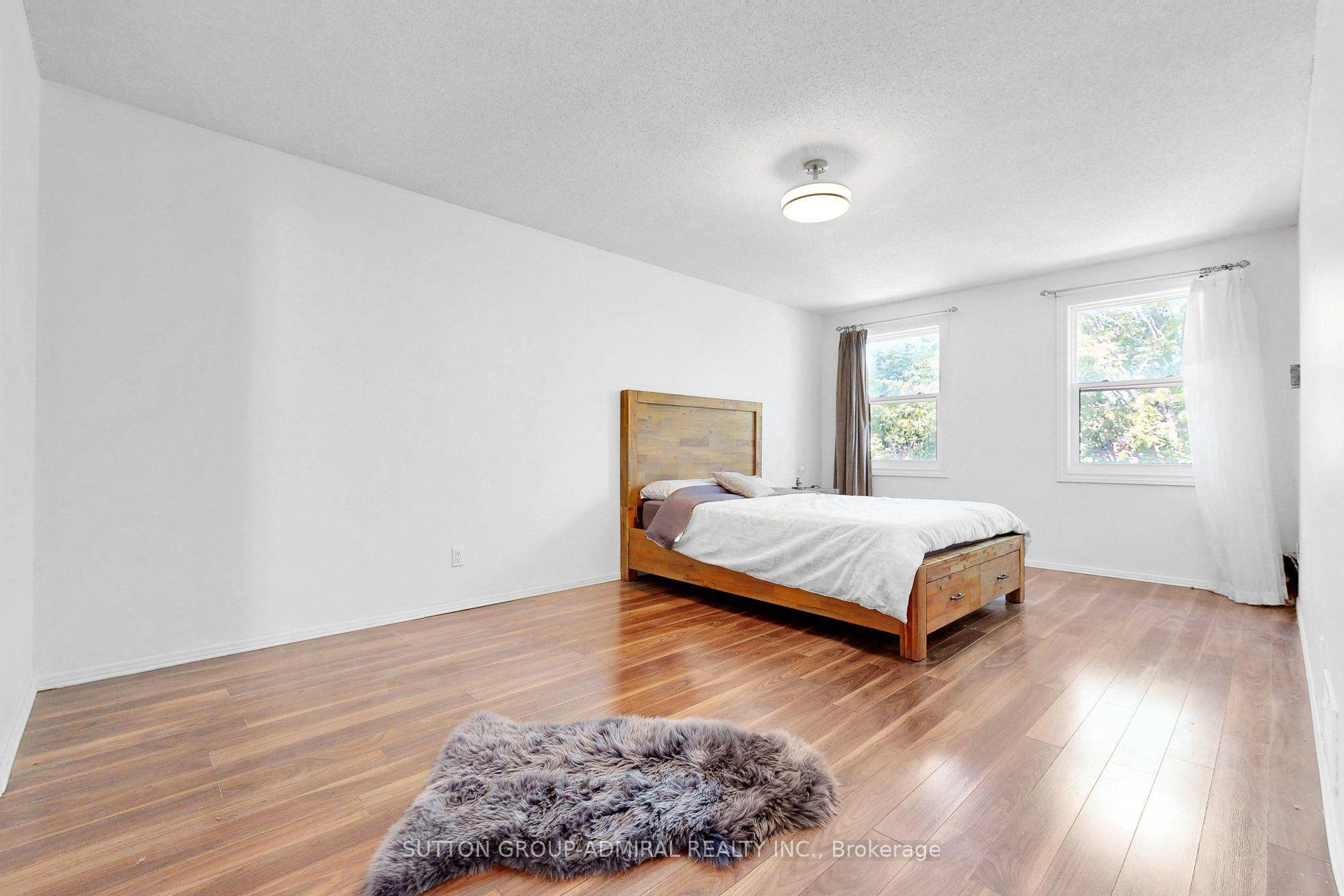 Photo 24 of 879 Peggoty Circle, Oshawa, Eastdale — HOMEH