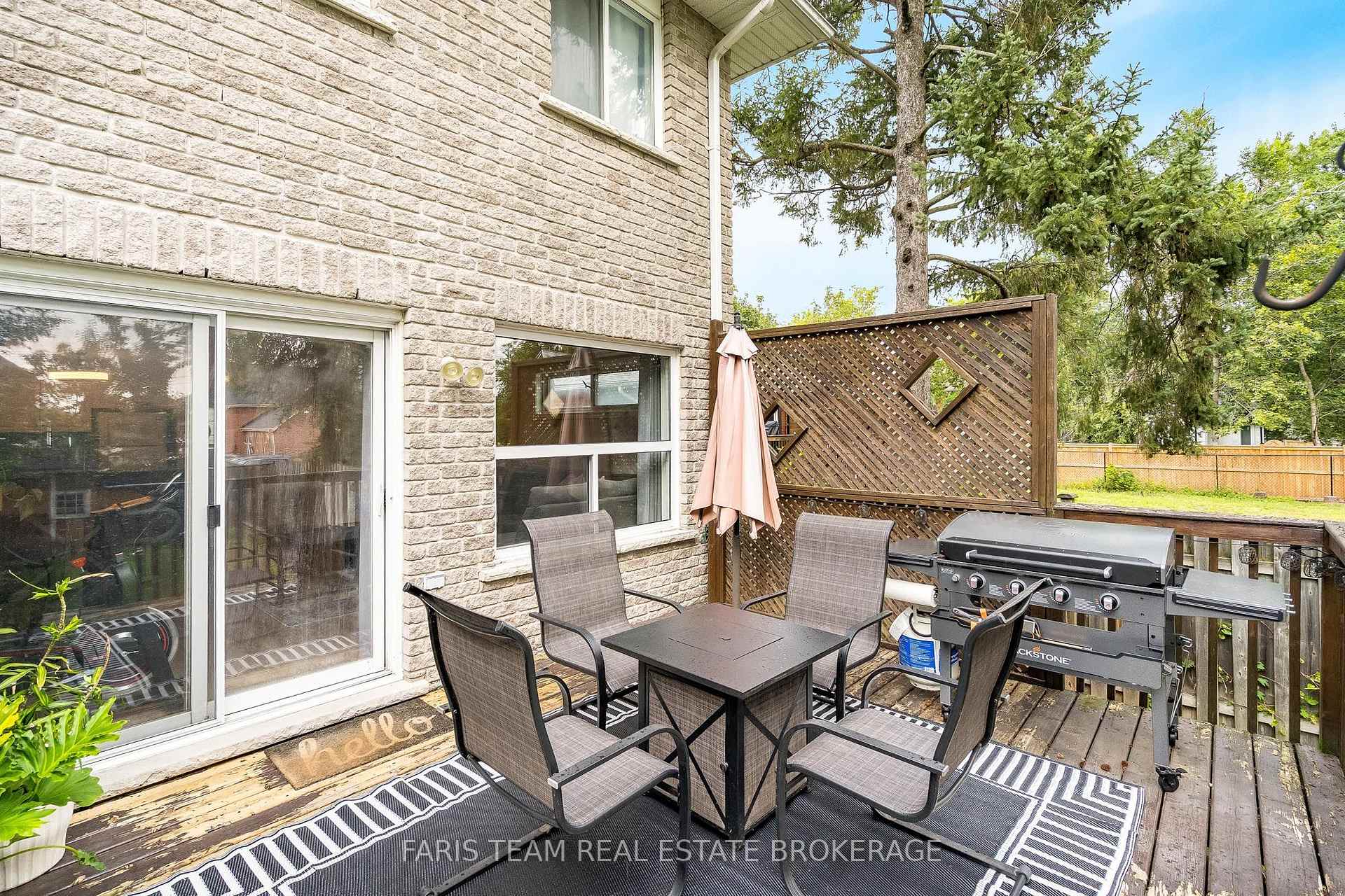 Photo 24 of 79 Sanford Street, Barrie, Sanford — HOMEH