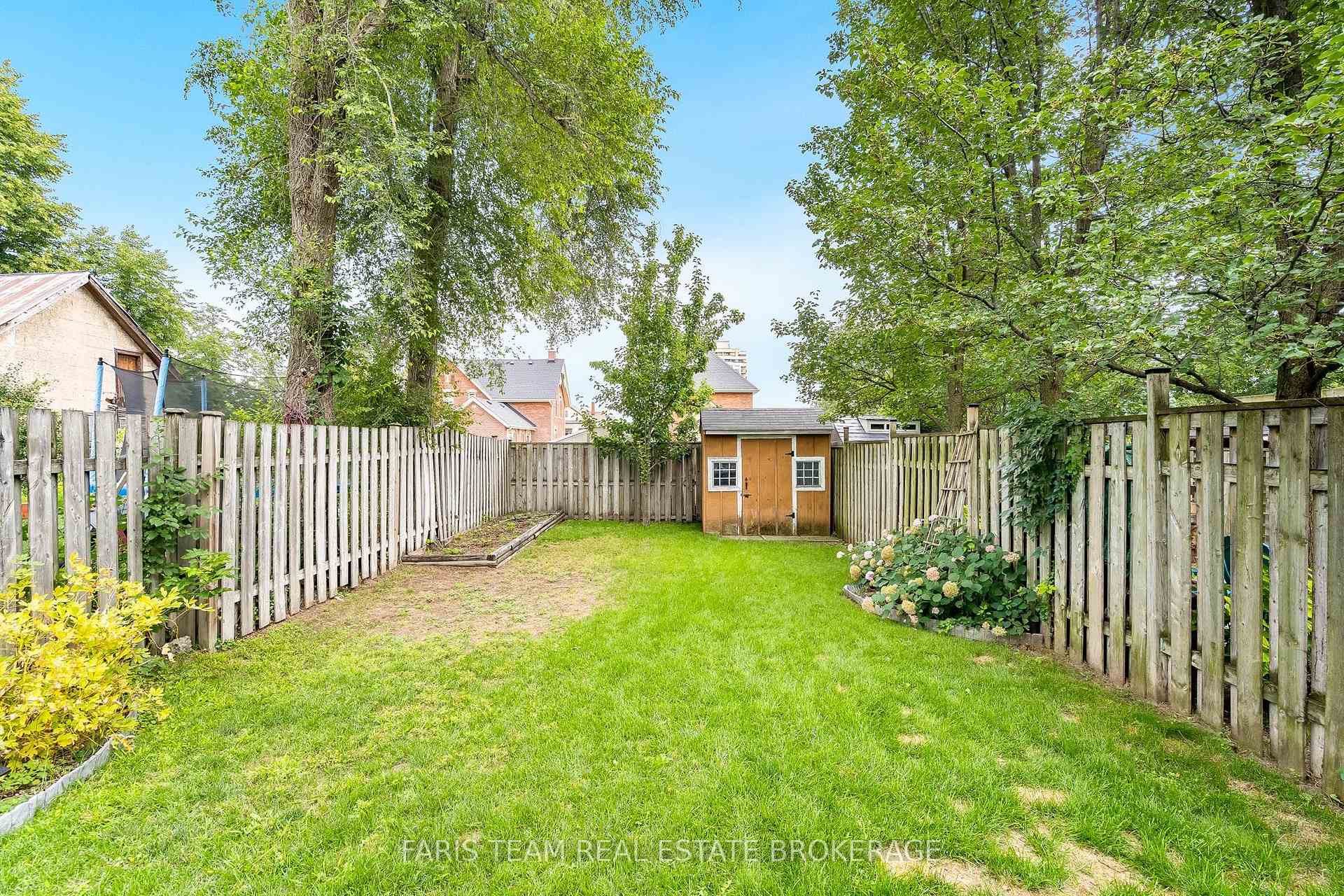 Photo 27 of 79 Sanford Street, Barrie, Sanford — HOMEH