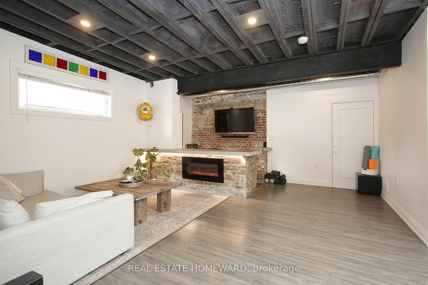 Photo 5 of 1233 Dundas Street E, Toronto, South Riverdale — HOMEH