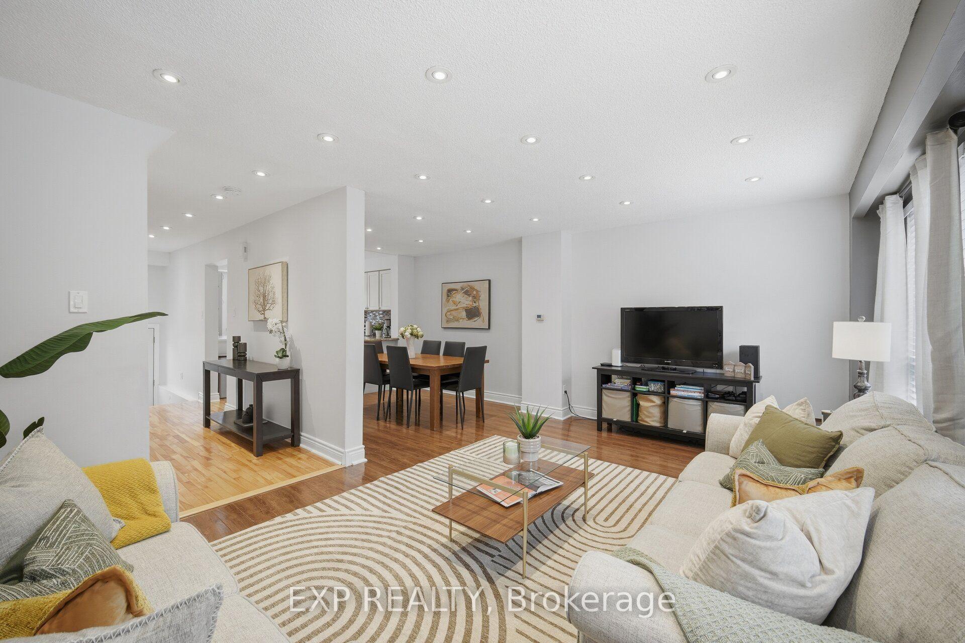 Photo 15 of 157 Moregate Crescent, Brampton, Central Park — HOMEH